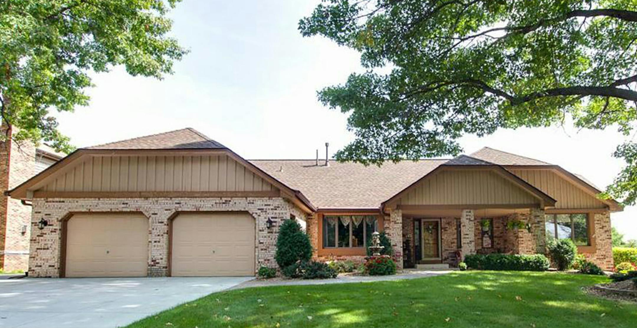 Shoreview
Built in 1987, this four-bedroom, three-bath house has 4,222 square feet and features two fireplaces, vaulted ceilings, hardwood floors, formal dining room, eat-in kitchen, full, finished walkout basement, porch, two composite decks and two-car attached, heated garage. Listed by Leslie and Tim Golie, 612-749-3826, and Kara Wald, 612-619-2434, Edina Realty.