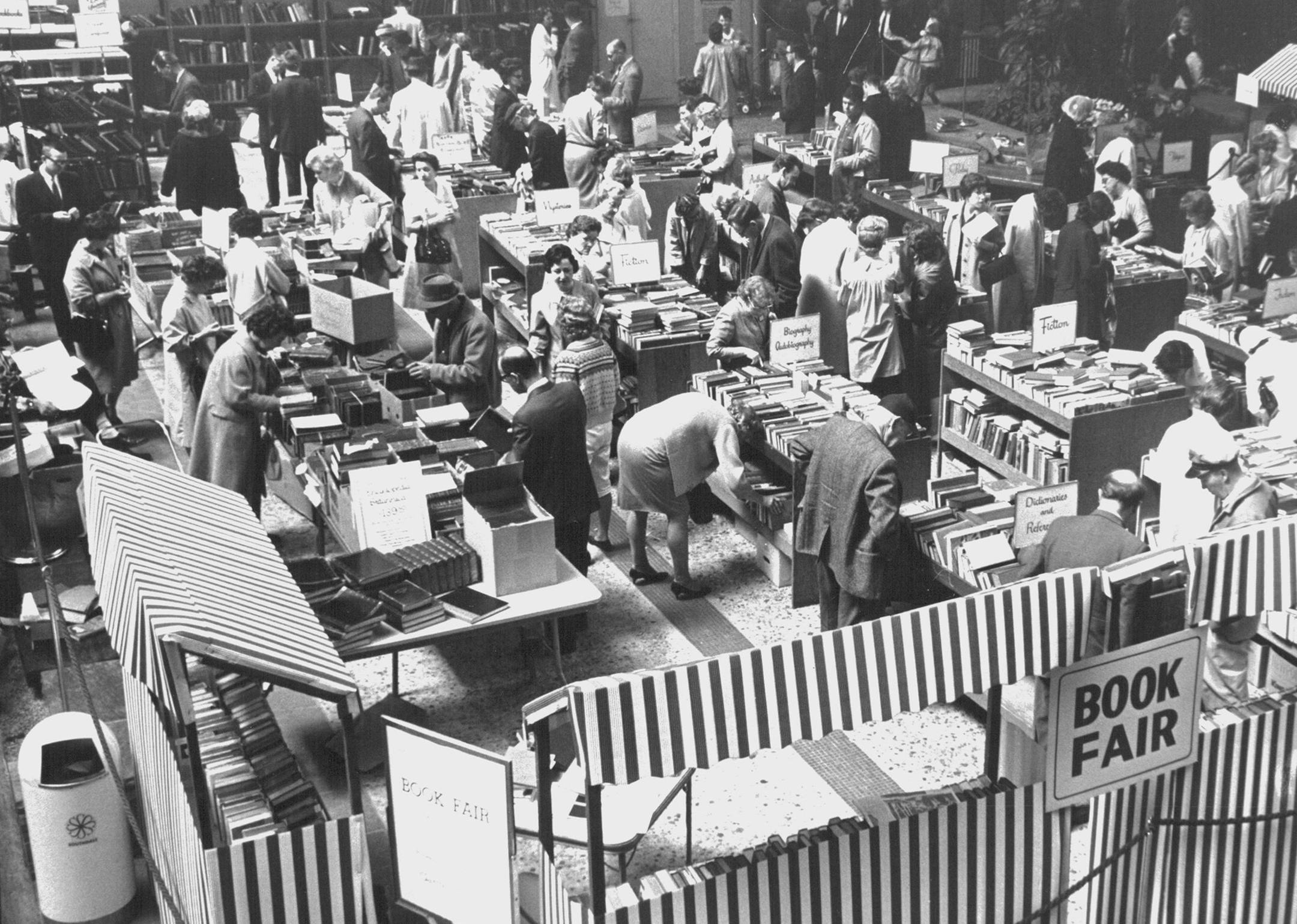 May 14, 1963 Mount Sinai Hospital Auxiliary opened its annual book fair Monday in the Southdale mall. Attracted to the more than 40,000 volumes on sale were mothers who wheeled go-carts filled with babies and books and elderly men who carried off their purchases in shopping bags. The sale continues through Friday. Hours are 9 a.m. to 9 p.m. on Thursday and 9 a.m. to 6 p.m. on Friday. May 13, 1963 Russell Bull, Minneapolis Star Tribune ORG XMIT: MIN2014120215370950