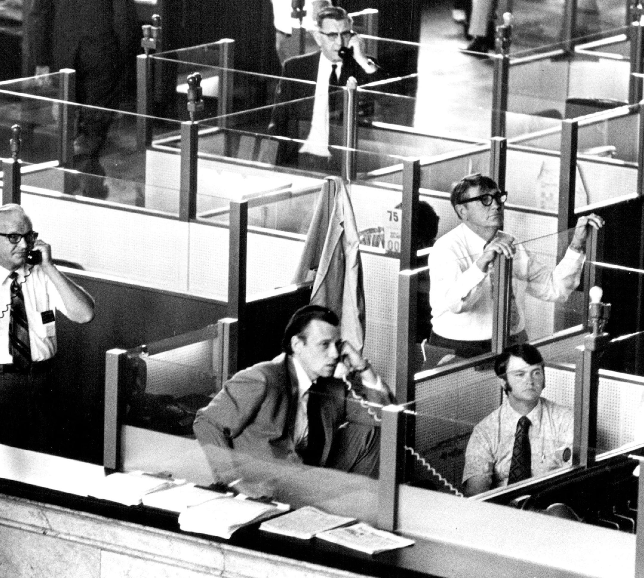 September 21, 1973 Traders, each representing a company, use these cubicles as offices while they are on the trading floor. October 14, 1973 Mike Zerby, Minneapolis Star Tribune; Minneapolis Sunday Tribune ORG XMIT: MIN2017012318312029