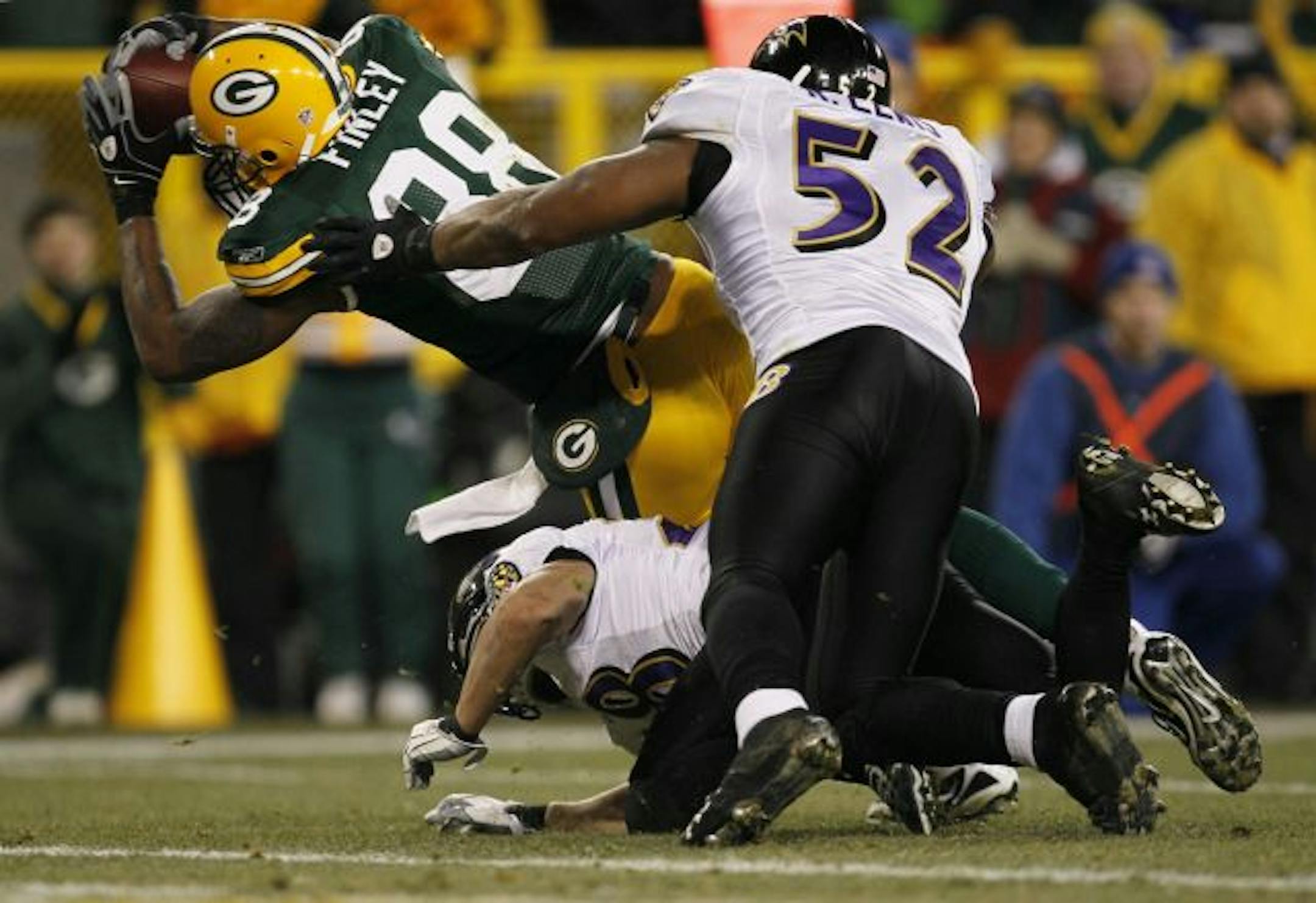 Green Bay's Jermichael Finley scored.