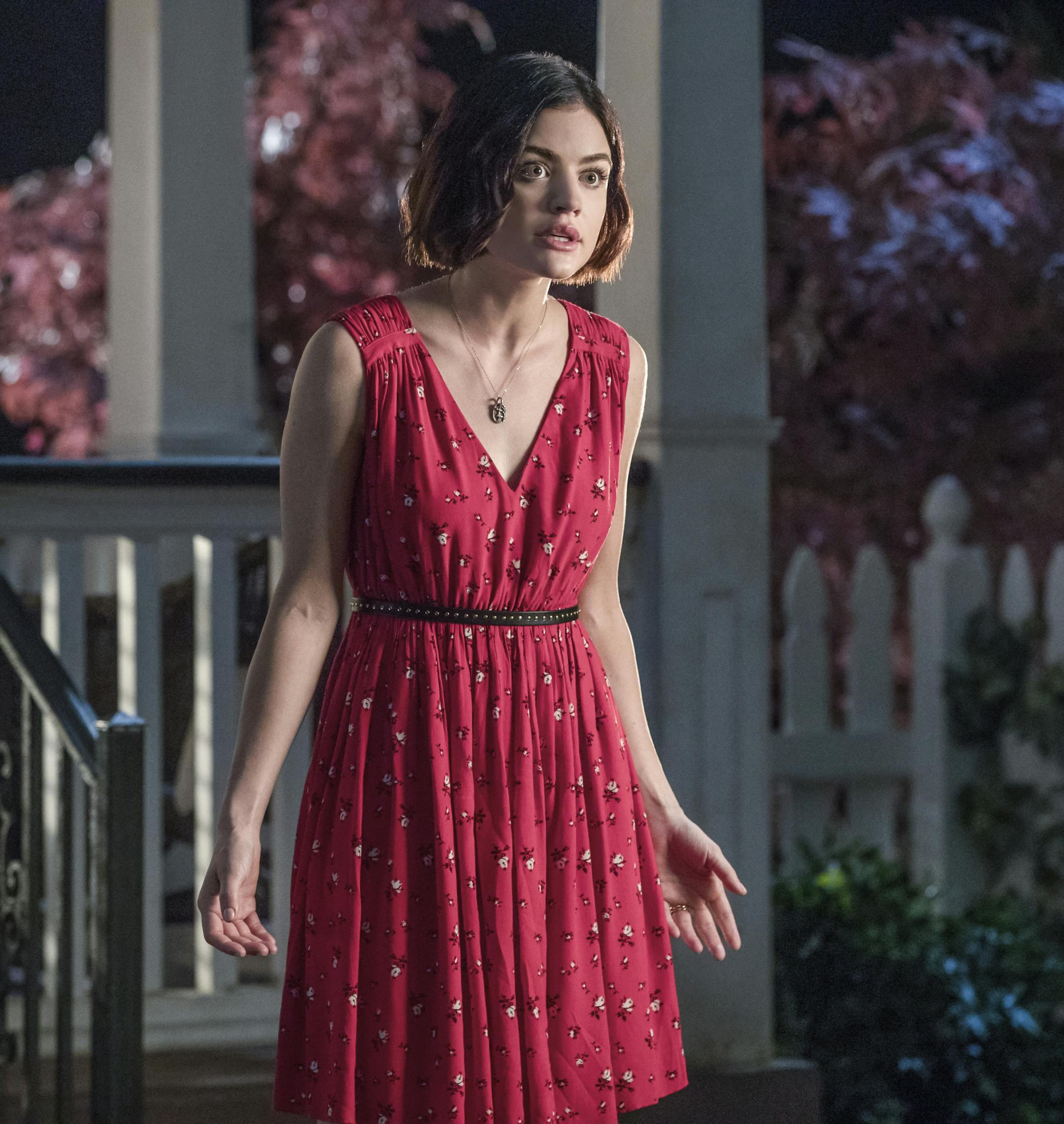 Life Sentence -- "Re-Inventing the Abbotts" -- Image Number: LFS102c_0345b.jpg -- Pictured: Lucy Hale as Stella -- Photo: Jack Rowand/The CW -- √?¬© 2018 The CW Network, LLC. All Rights Reserved.