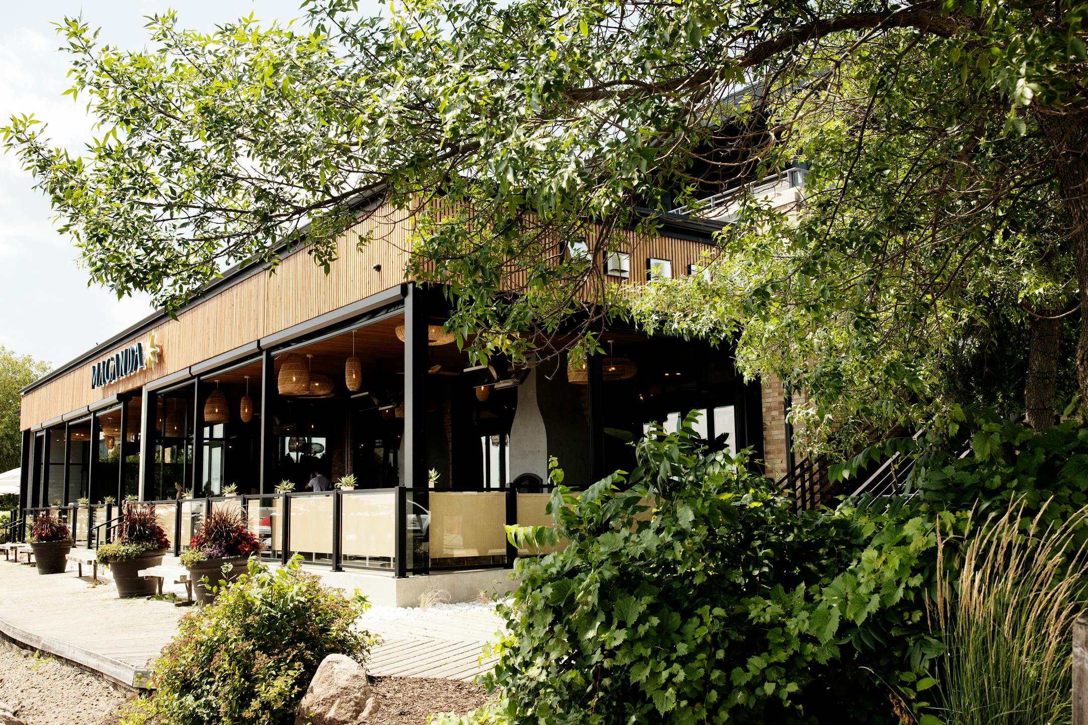 Macanda's indoor/outdoor patio that overlooks Lake Minnetonka