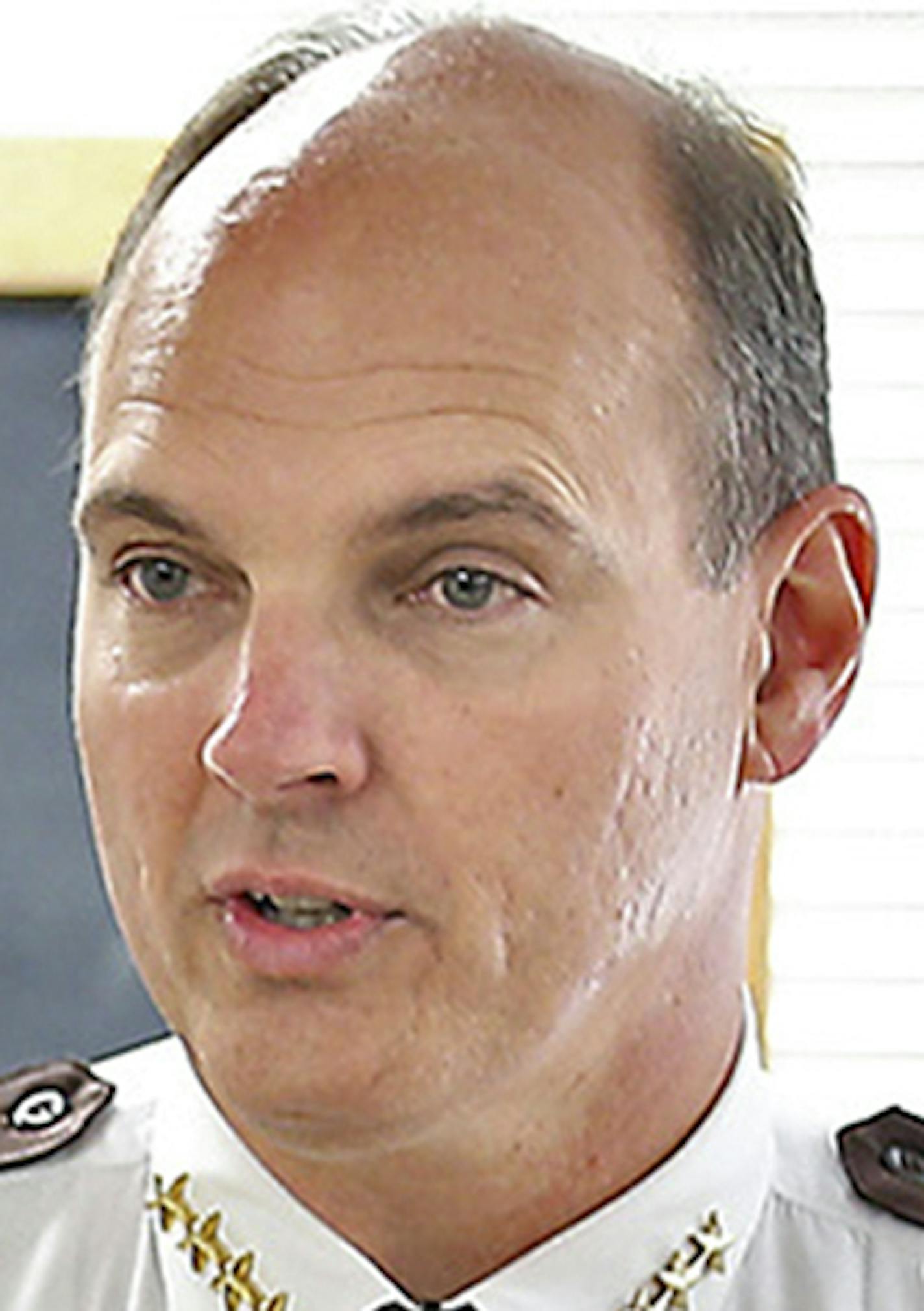 At the Ridgedale Library in Minnetonka, Hennepin County Sheriff candidate Eddie Frizell addressed H.C. Sheriff's deficiencies and how he could improve on morale in the department .] Richard Tsong-Taatarii/rtsong- taatarii@startribune.com and Hennepin County Sheriff Rich Stanek, right, briefly met with the building trades union to campaign, Wednesday, October 15, 2014 in Minneapolis, MN. ] (ELIZABETH FLORES/STAR TRIBUNE) ELIZABETH FLORES &#x201a;&#xc4;&#xa2; eflores@startribune.com ORG XMIT: MIN1