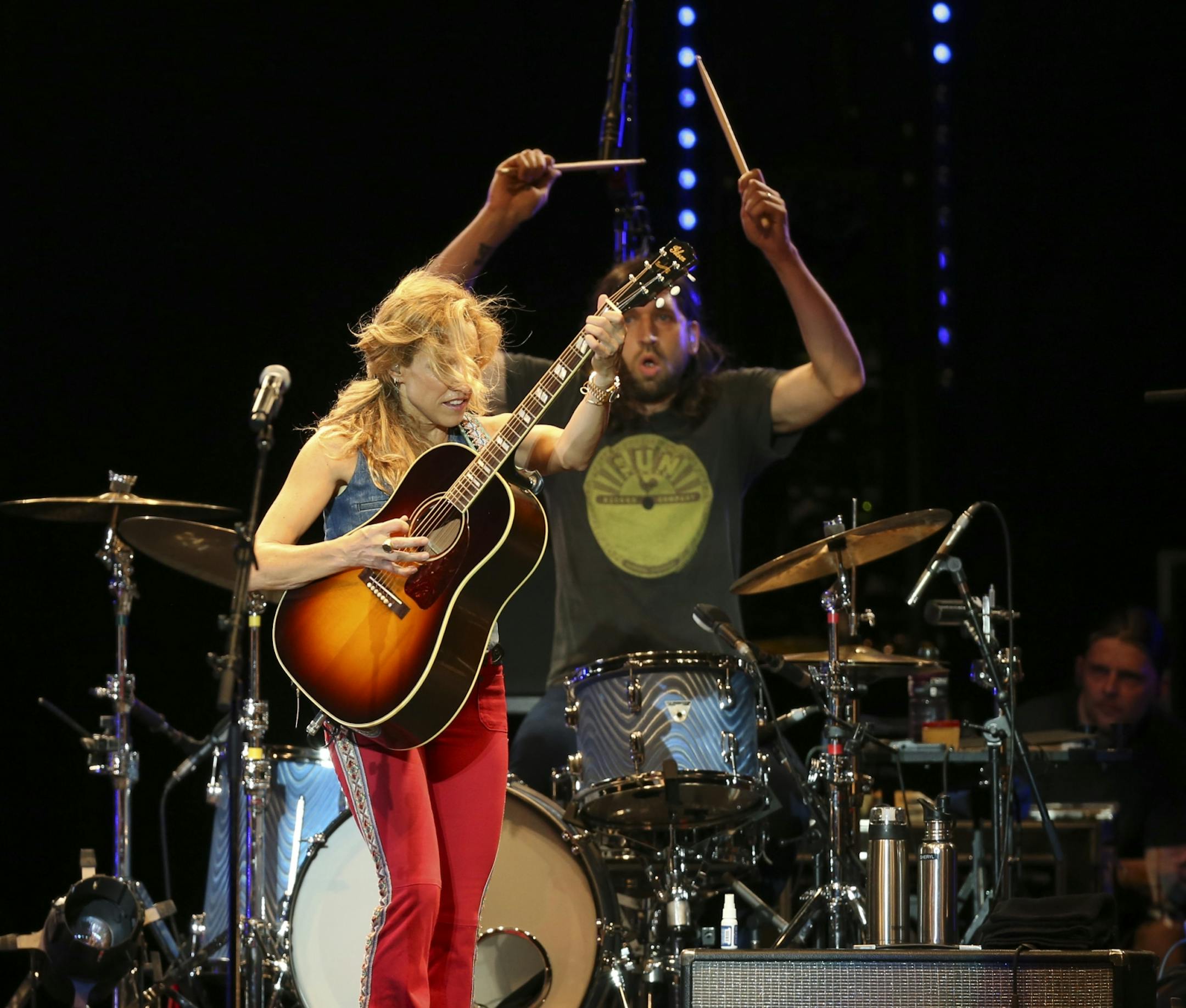 Sheryl Crow and her band performed at the State Fair Grandstand Sunday night , August 25, 2013. All eyes on Sheryl Crow as she finished up "All I Wanna" early in her set Sunday night.