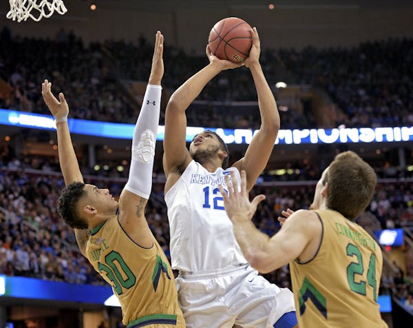 Kentucky's Karl-Anthony Towns (12)