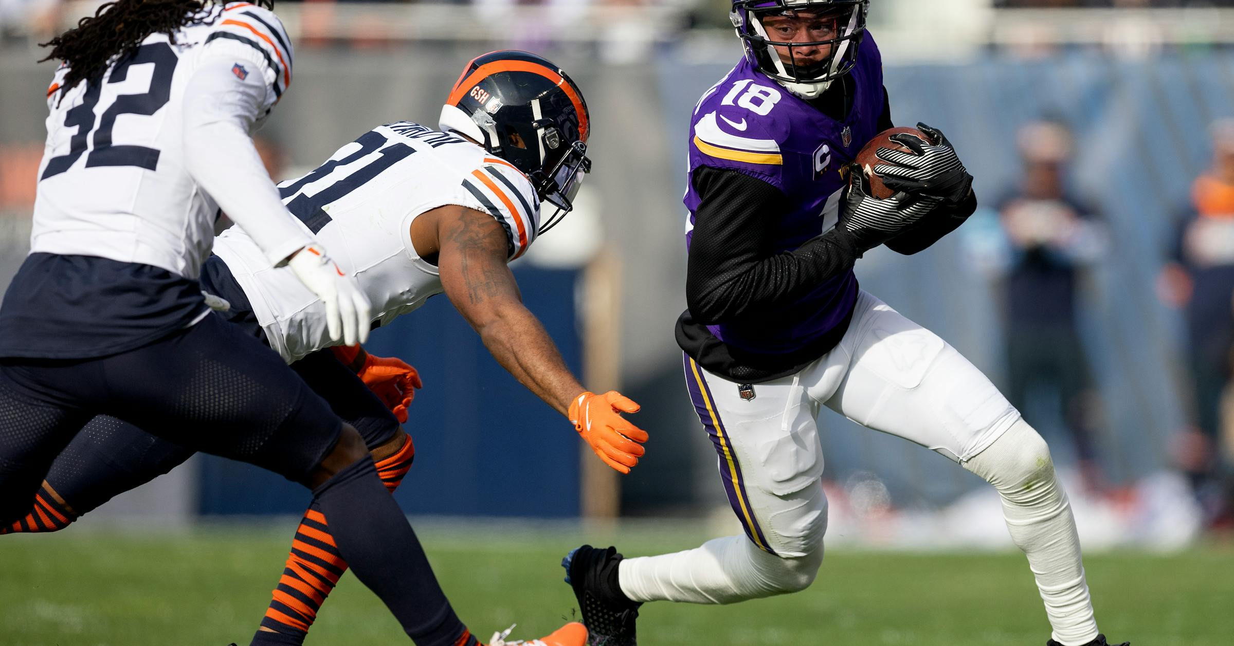 Vikings vs. Bears: NFC North Rivalry Heats Up on Monday Night Football Vikings vs. Bears: NFC North Rivalry Heats Up on Monday Night Football