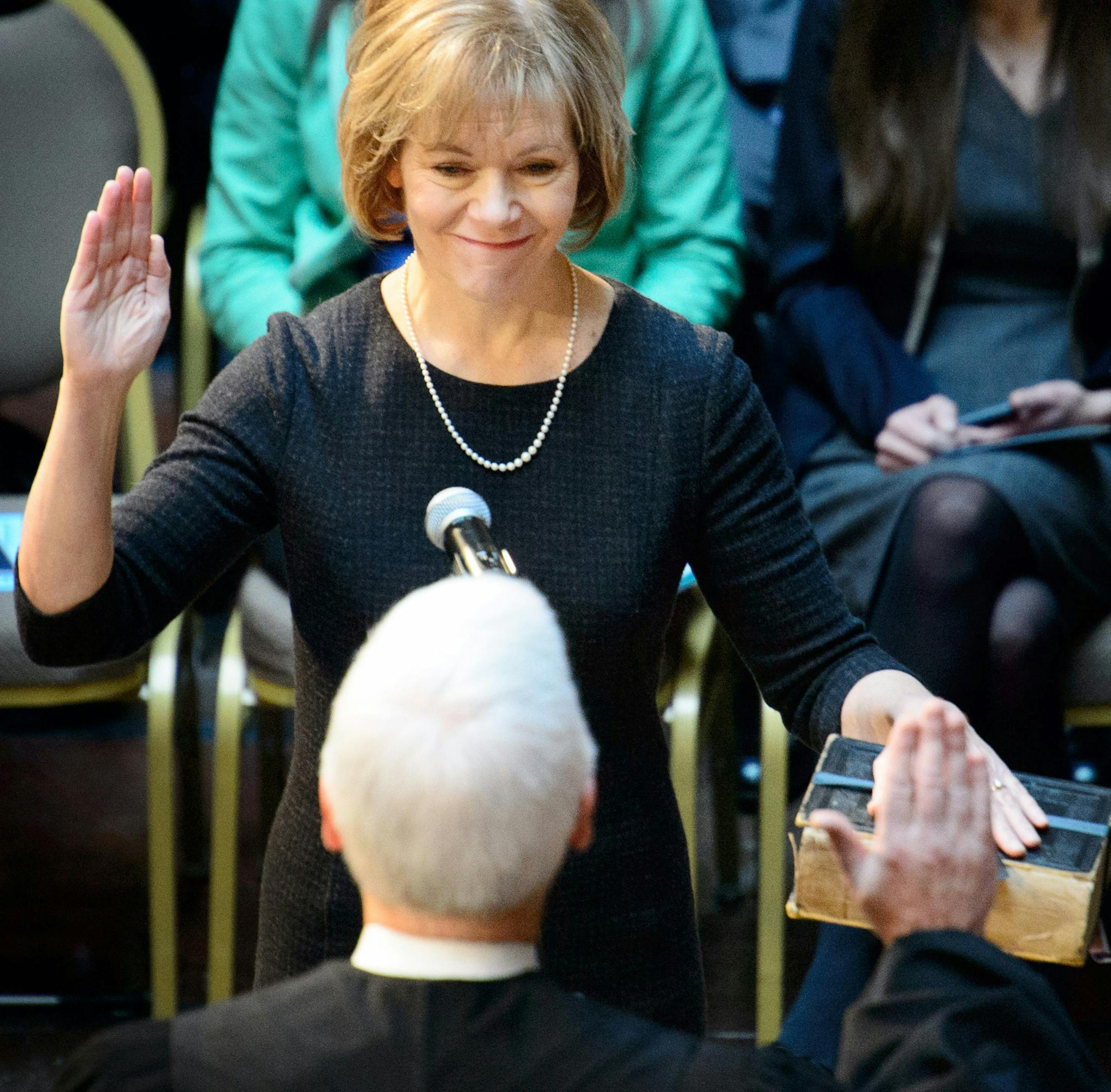 Lt. Governor Tina Smith is sworn in. ] GLEN STUBBE * gstubbe@startribune.com Monday January 5, 2015 Next Monday, January 5, Governor Mark Dayton and Lt. Governor-Elect Tina Smith will take the oath of office at an official inauguration ceremony beginning at 12:00pm at the Landmark Center in St. Paul. 138026
