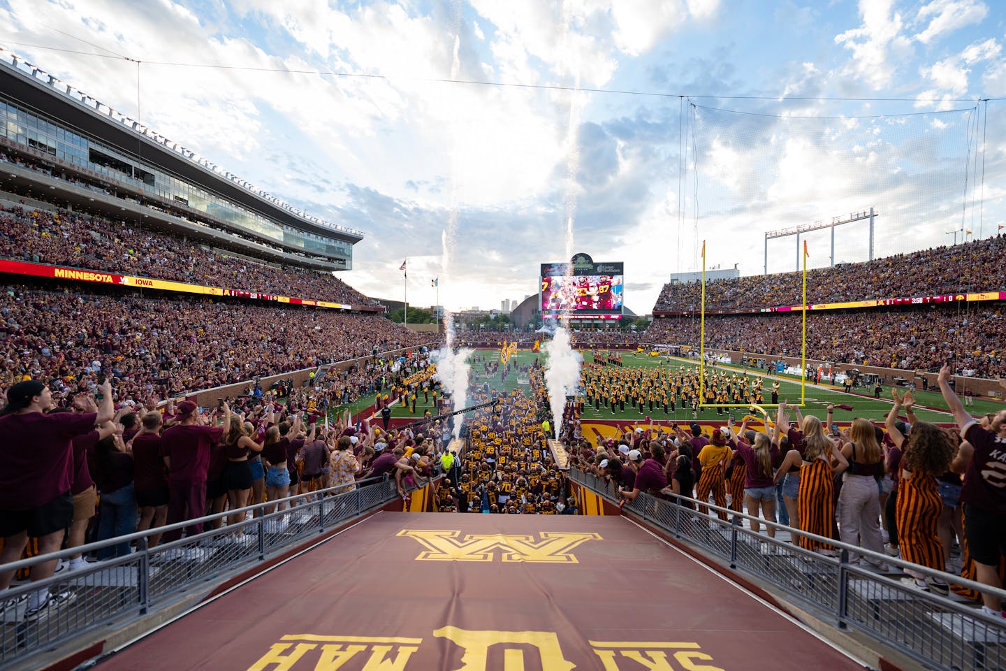 Minnesota Gophers enter Duke’s Mayo Bowl against Virginia Tech, dreaming of much bigger things