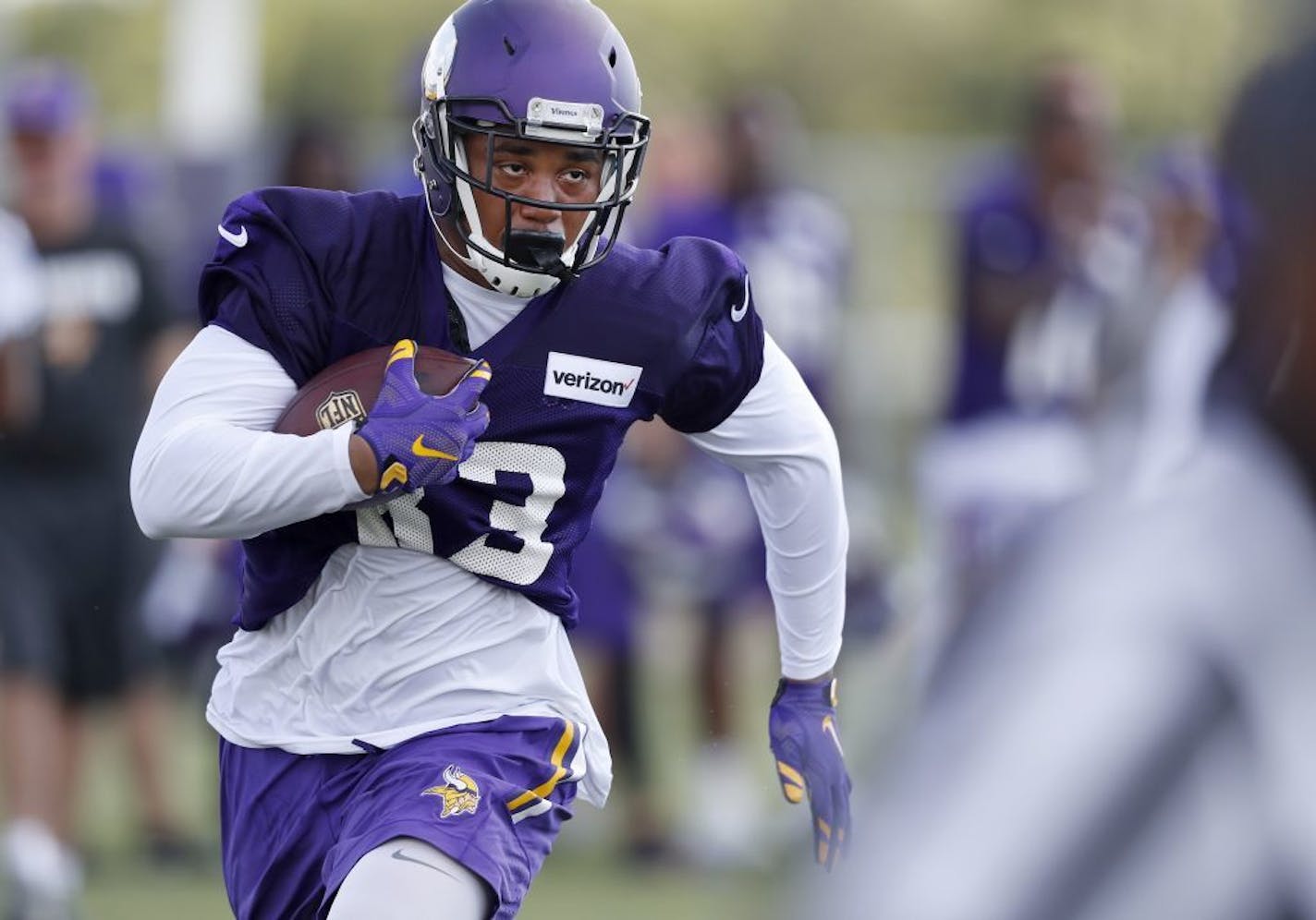 Minnesota Vikings MyCole Pruitt (83).