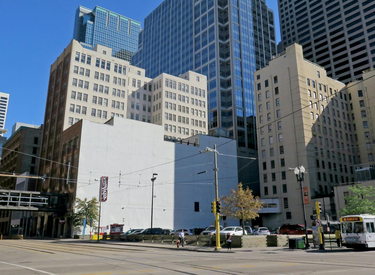 The blank white wall facing the corner of 5th and Hennipen Av will become the 'canvas' for a mural by Brazillian artist Kobra- with an image of Bob Dylan.