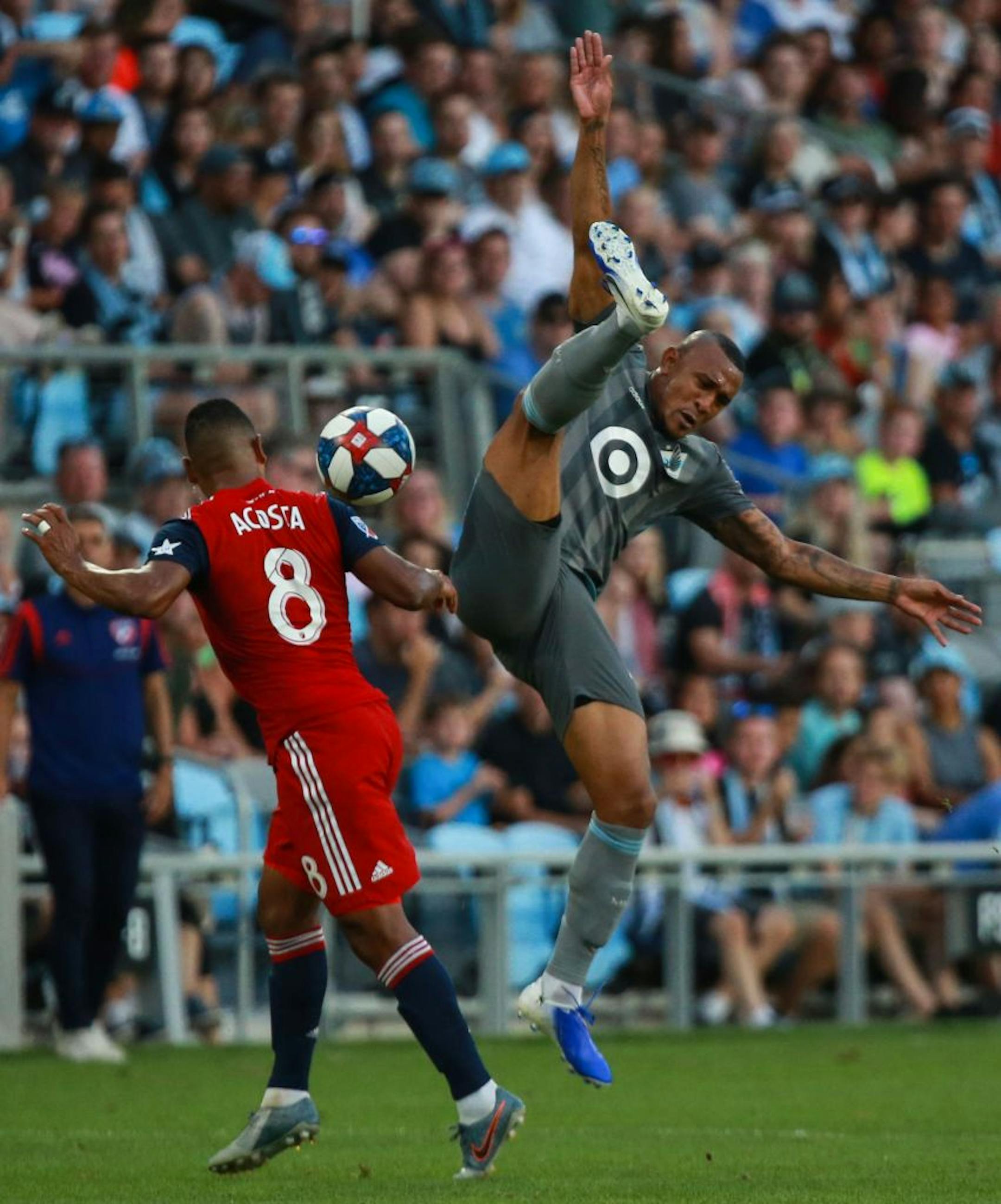 Minnesota FC forward Angelo Rodriguez (9) goes up for a header. ALEX KORMANN ¥ alex.kormann@startribune.com The Minnesota United FC took on FC Dalls on Saturday July 13, 2019 at Allianz Field in St. Paul, MN.