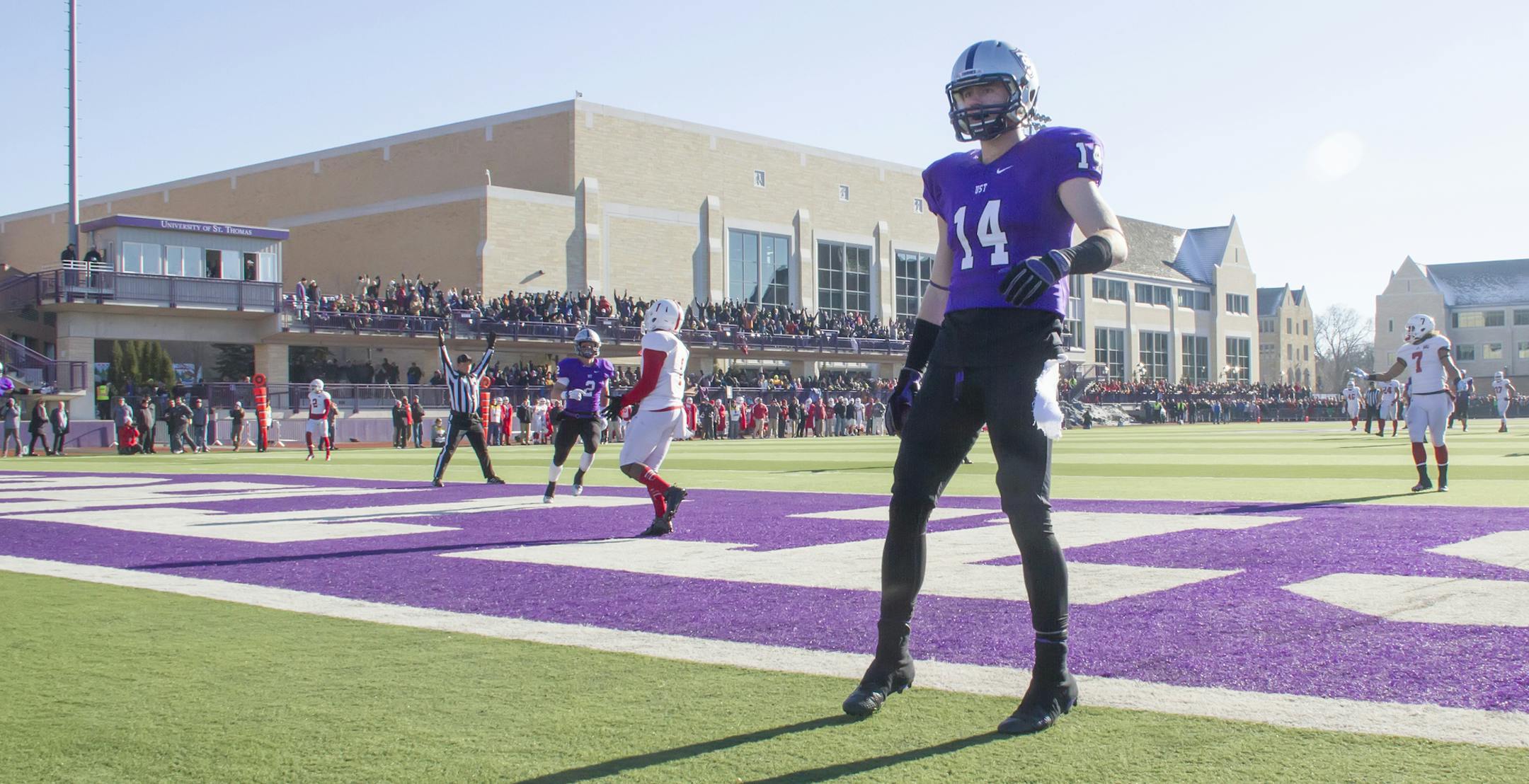 St. Thomas receiver Ryan Bradley