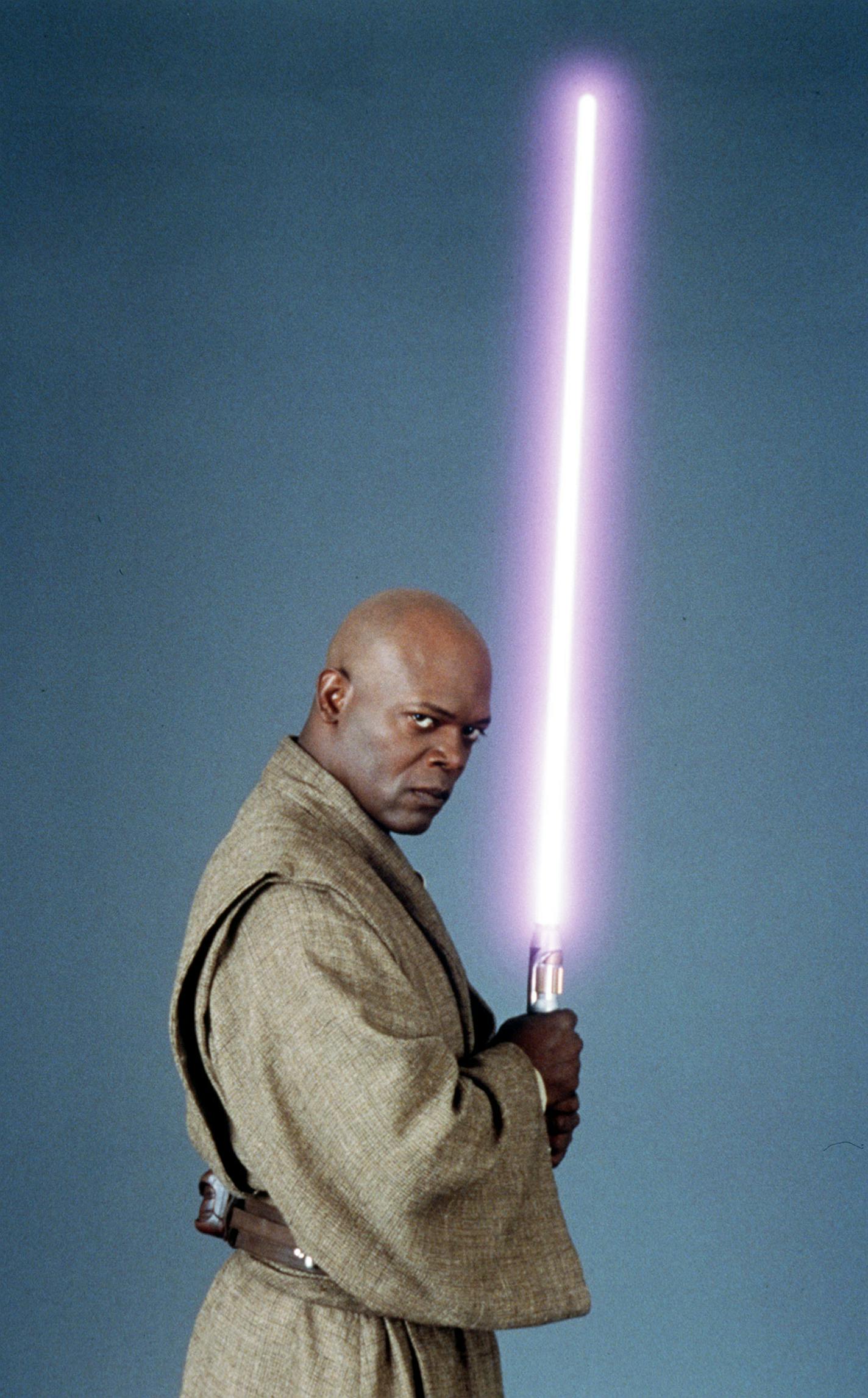 ** ADVANCE FOR WEEKEND EDITIONS MAY 16-19 ** Actor Samuel L. Jackson poses in character as Jedi Master Mace Windu, in this undated promotional photo from George Lucas's "Star Wars II: Attack of the Clones." Known for playing fury-filled characters in films such as "Pulp Fiction" and "Shaft," Jackson gets to unleash some deep-space mayhem with a lightsaber in Lucas's newest "Star Wars" installment. (AP Photo/LucasFilm)