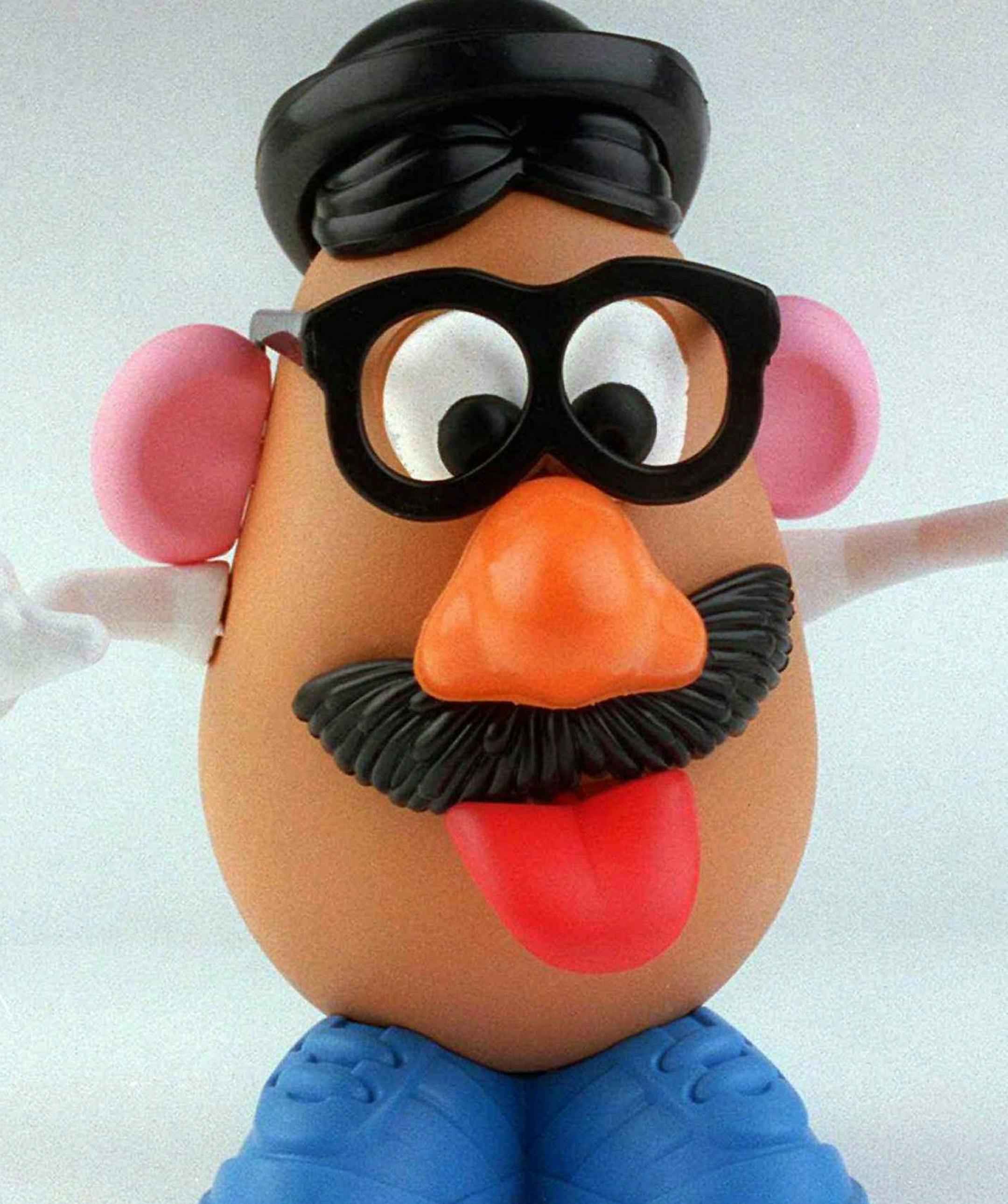 Since his role in the movie "Toy Story," Mr. Potato Head has enjoyed renewed popularity. Illustrates TOYS (category l), by Jodi Duckett 1996, Allentown Morning Call. Moved Thursday, Dec. 5. (MUST CREDIT: Allentown Morning Call photo by Harry Fisher.)