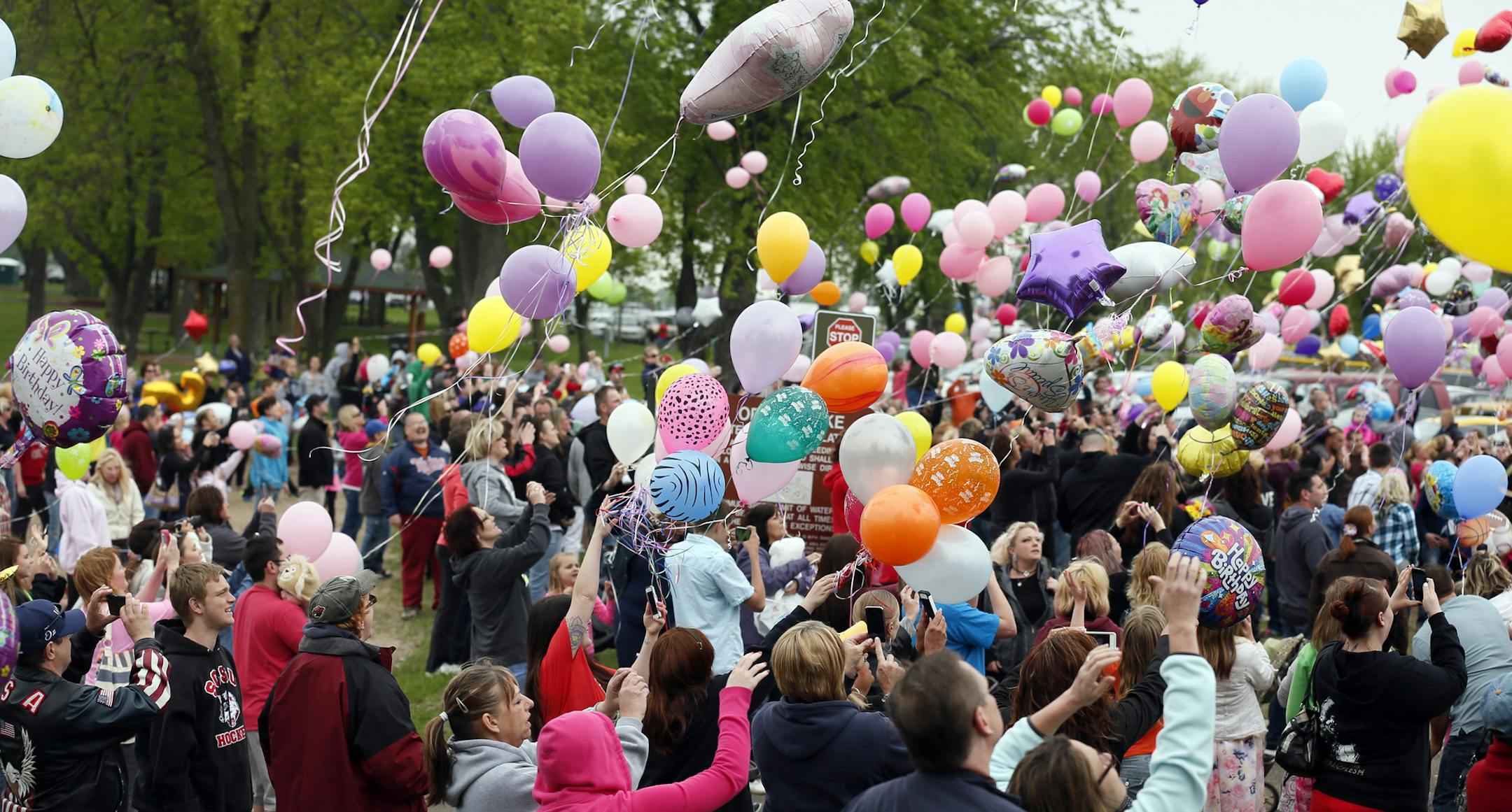 Family and friends gathered gathered for a balloon release to celebrate the life of Daisy Jo Holland at Orono Park Sunday May 27, 2013 in Elk River, MN .The Elk River toddler would have turned two Monday but wandered away away from a campground over the weekend and was found dead. ] JERRY HOLT ‚Ä¢ jerry.holt@startribune.com