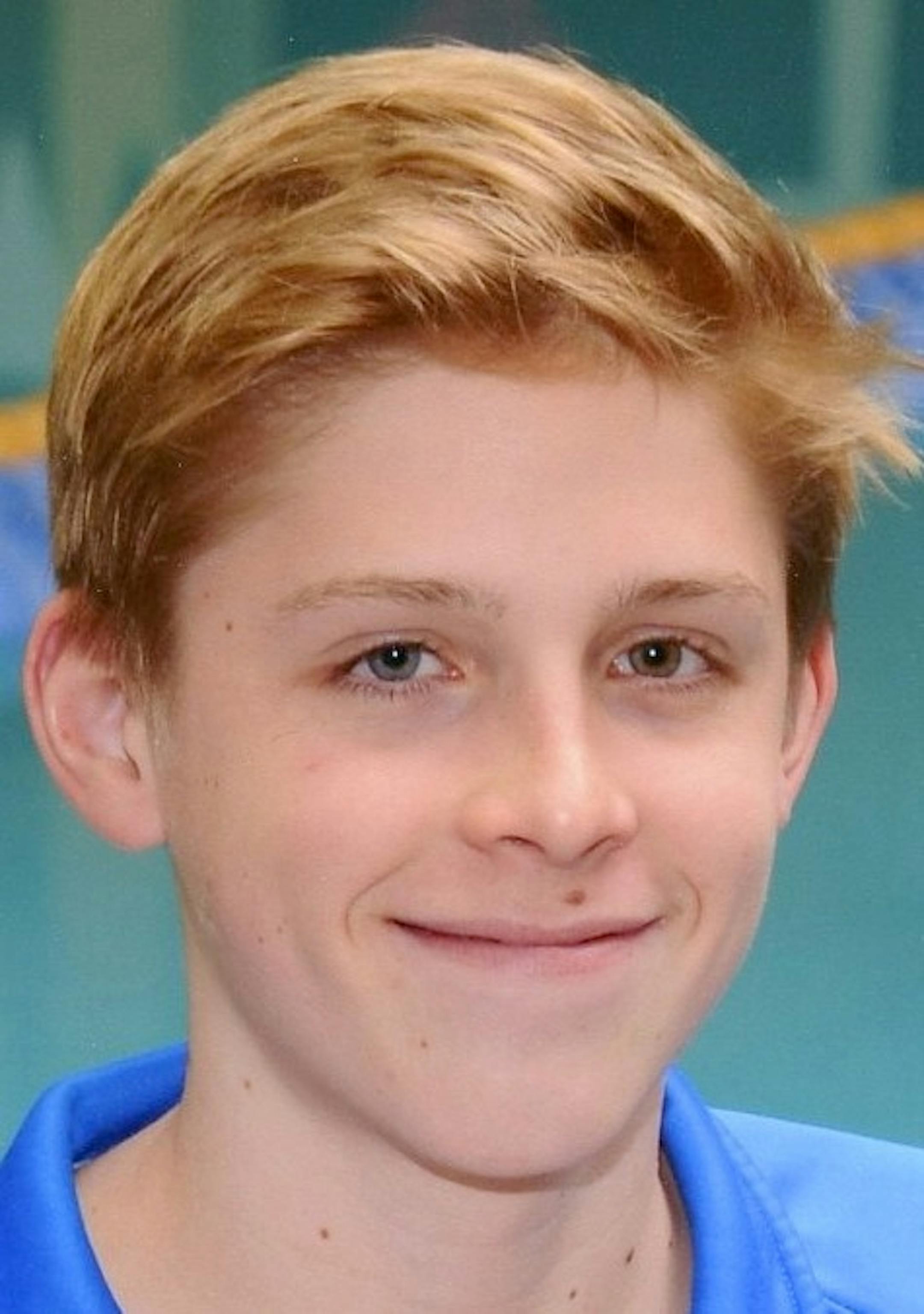 Sam Schilling, Minnetonka swimming, 2015-16