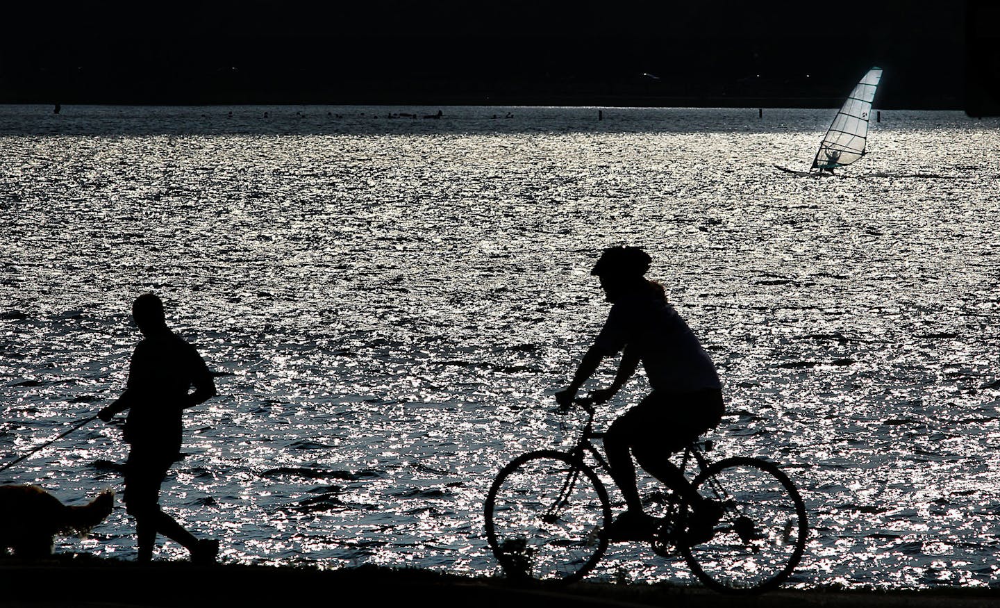 The behind-the-scenes legal wrangling over possibly renaming Lake Calhoun took another turn Friday when a new legal opinion for Minneapolis park commissioners said a change would require legislative action.