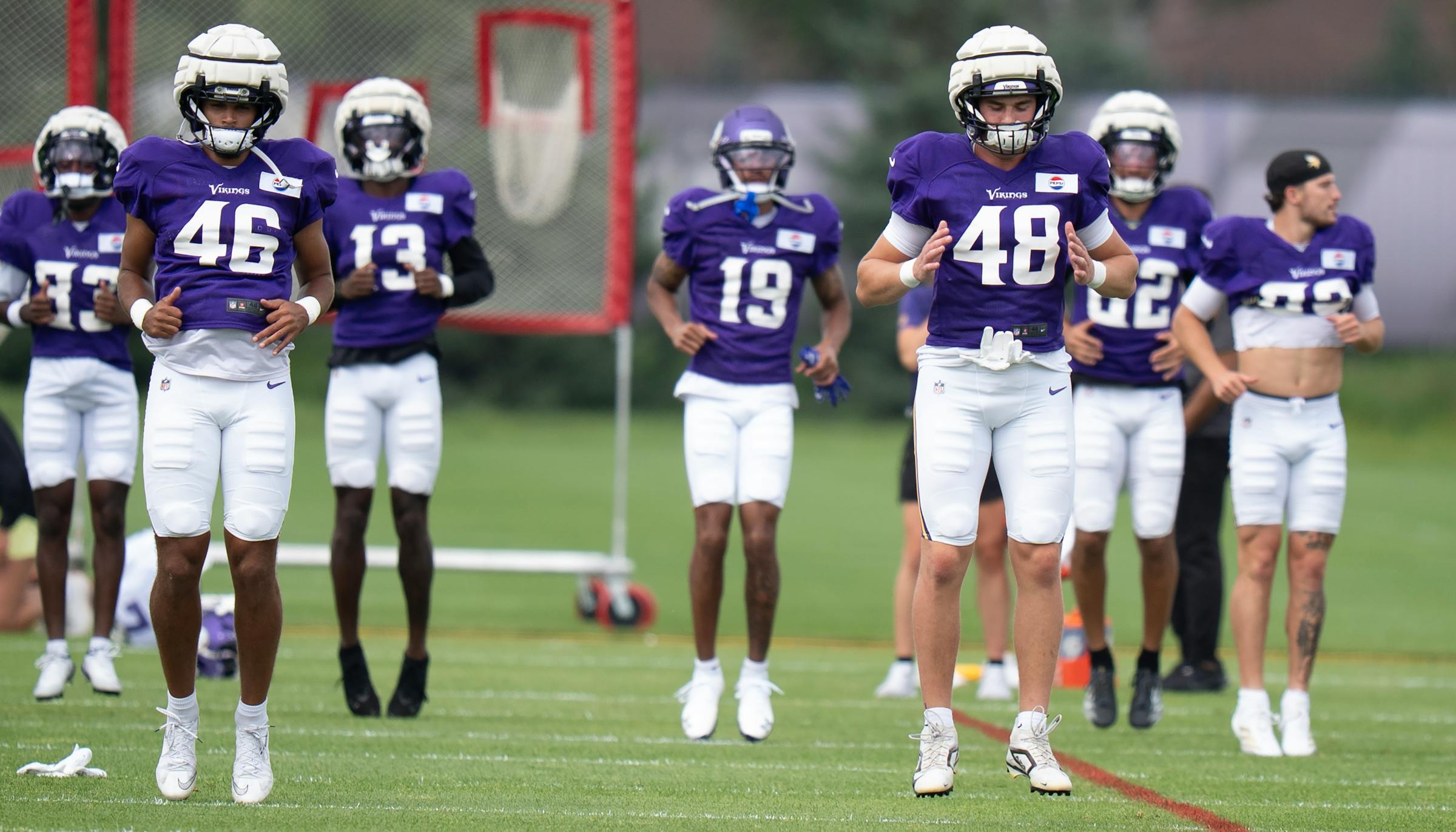 Minnesota Vikings cut roster to 53 players
