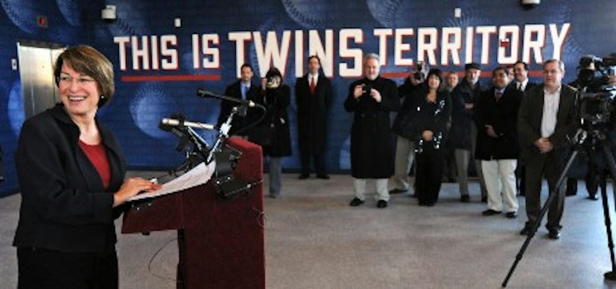 U.S. Sen. Amy Klobuchar announcing the transit center grant (photo by Richard Sennott)