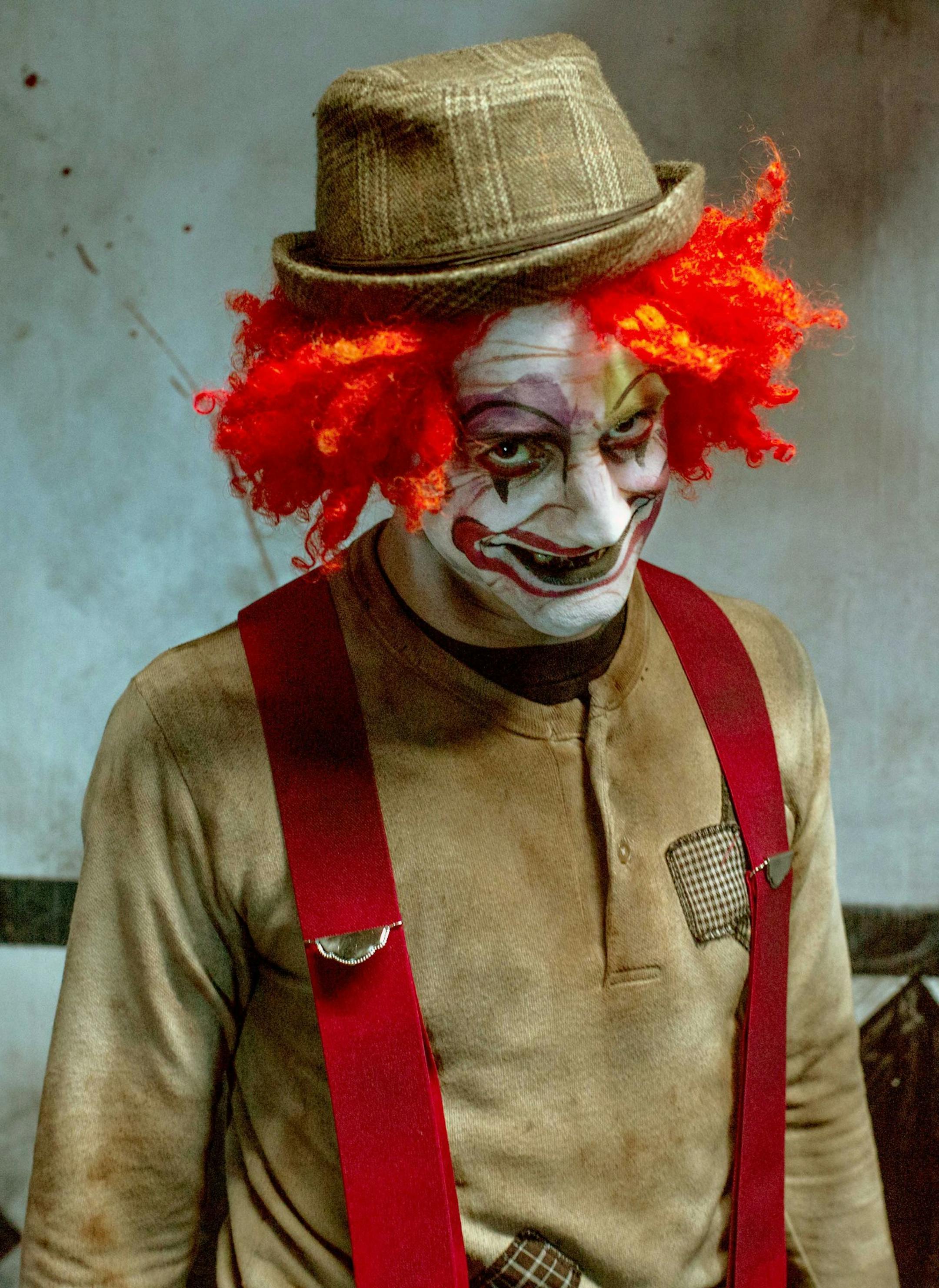 A scary clown from Valley Scare.