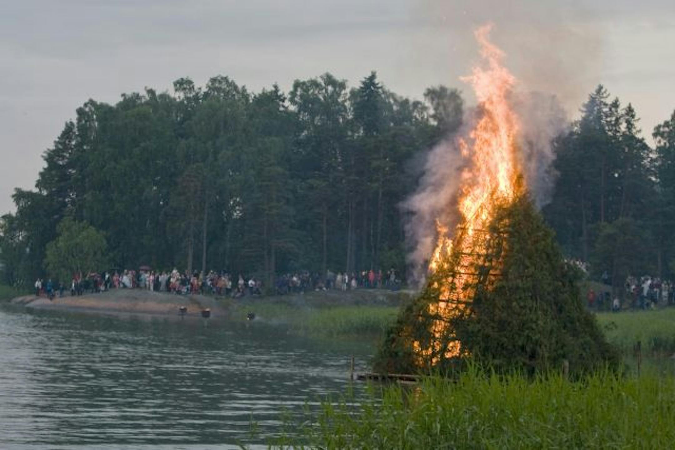freelance photo/ credit: Aaron Hautala Finland travel - Seurasaari midsummer bonfire