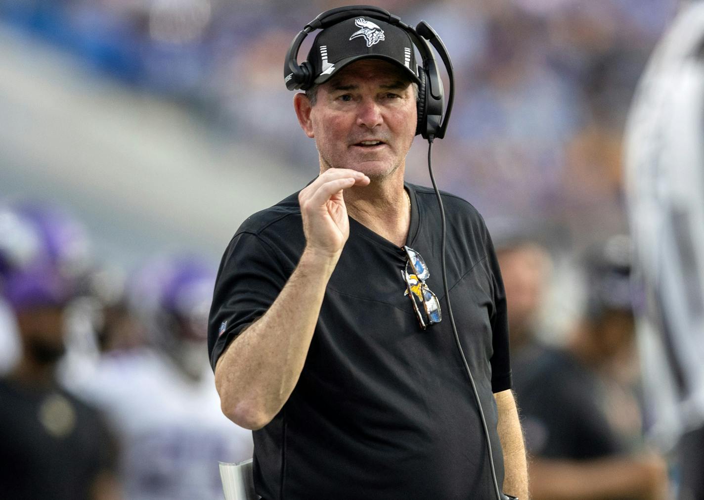 Minnesota Vikings head coach Mike Zimmer Sunday, Nov. 14, 2021 at SoFi Stadium in Inglewood, Calif. ] CARLOS GONZALEZ • cgonzalez@startribune.com