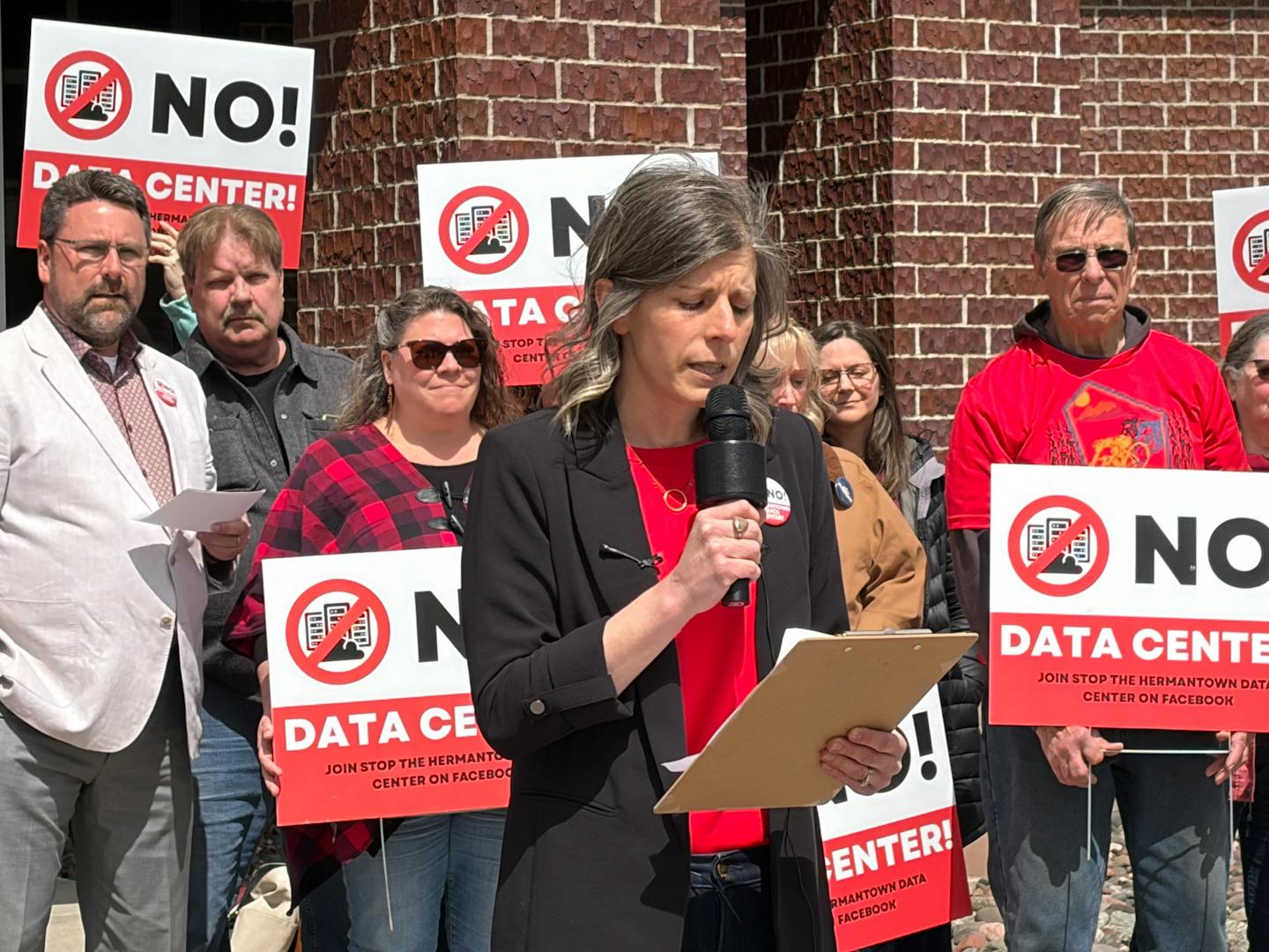 Data center proposals reshape greater MN local politics