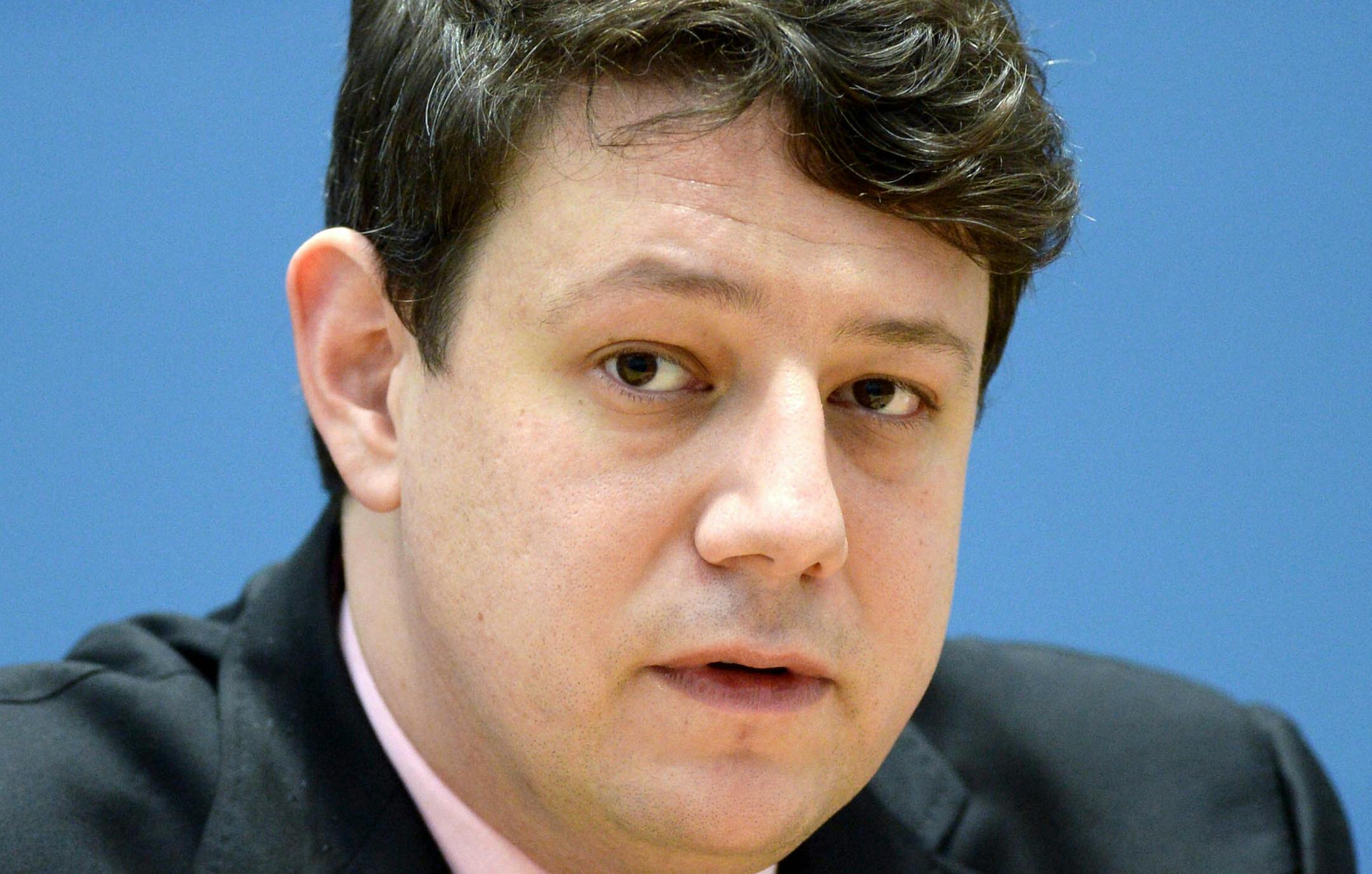 German lawmaker Philipp Missfelder attends a press conference in Berlin Thursday Jan. 16, 2014. The senior German lawmaker says that relations with the United States are at their lowest since the beginning of the Iraq war because of revelations about American spy programs. Germany refused in 2003 to support the U.S.-led attack to topple Saddam Hussein, straining trans-Atlantic relations. Philipp Missfelder, the foreign policy spokesman for Chancellor Angela Merkel's center-right party, says alle