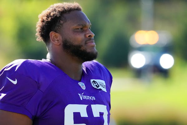 Adofo-Mensah's first draft with Vikings gets an incomplete grade