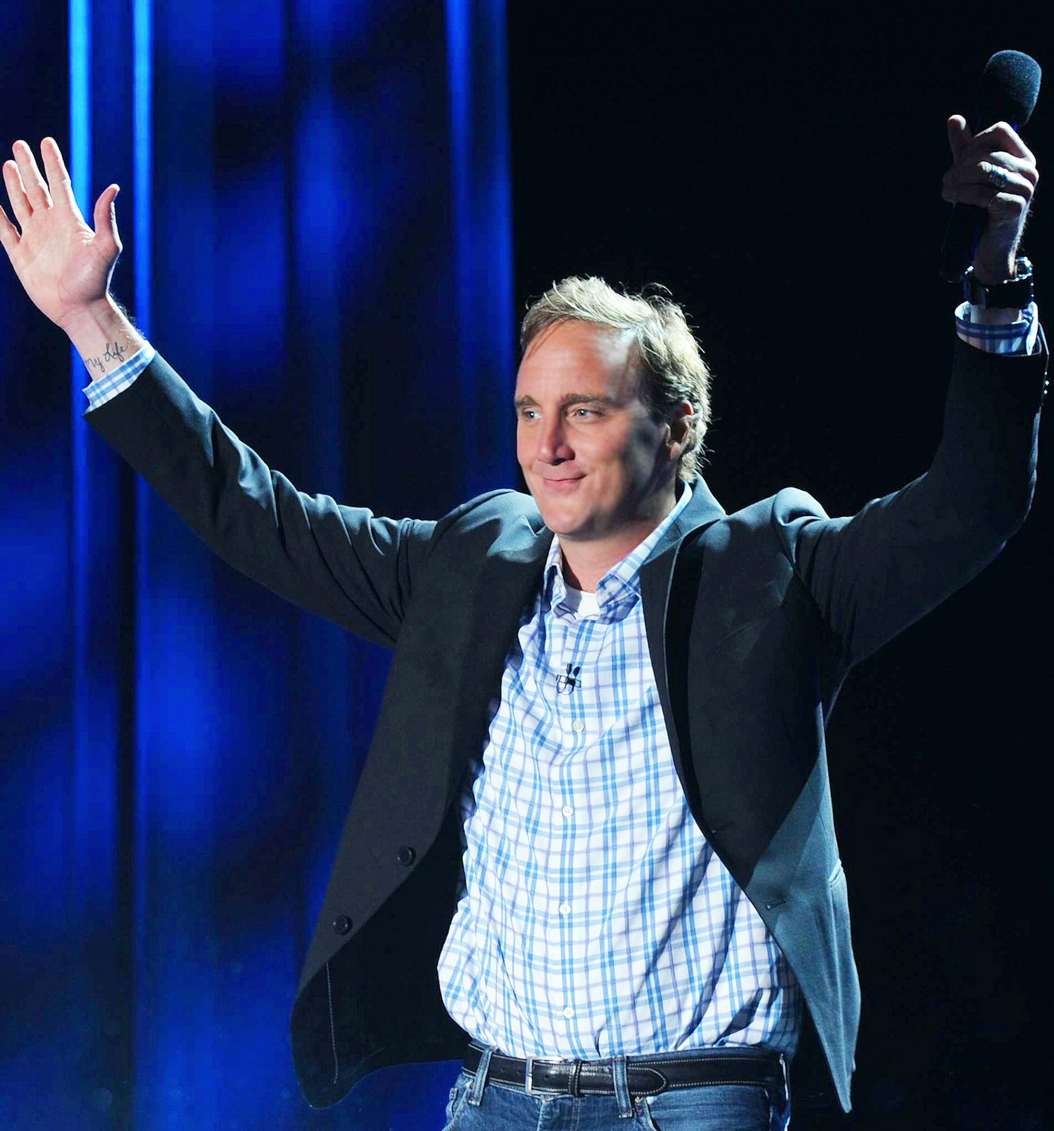 JAY MOHR: HAPPY. AND A LOT. Copyright: Angela Daves Haley/SHOWTIME. Photo ID: 3413403_UN_02
