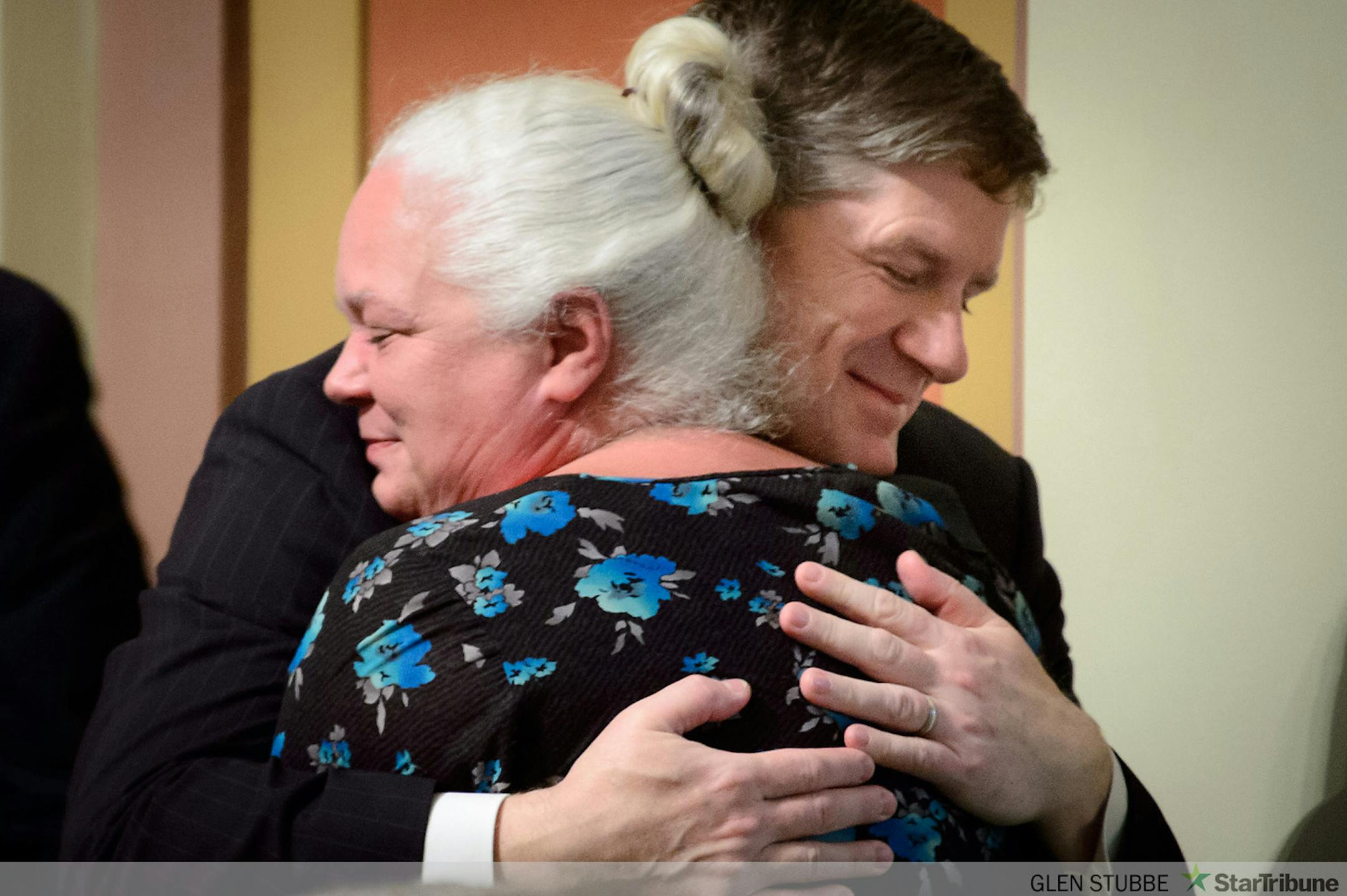 Rep. Kurt Zellers hugged friend and fellow legislator Rep. Mary Liz Holberg on the House floor.  Both have announced that they are retiring after this session.     ]     Friday, May 16, 2014   GLEN STUBBE * gstubbe@startribune.com