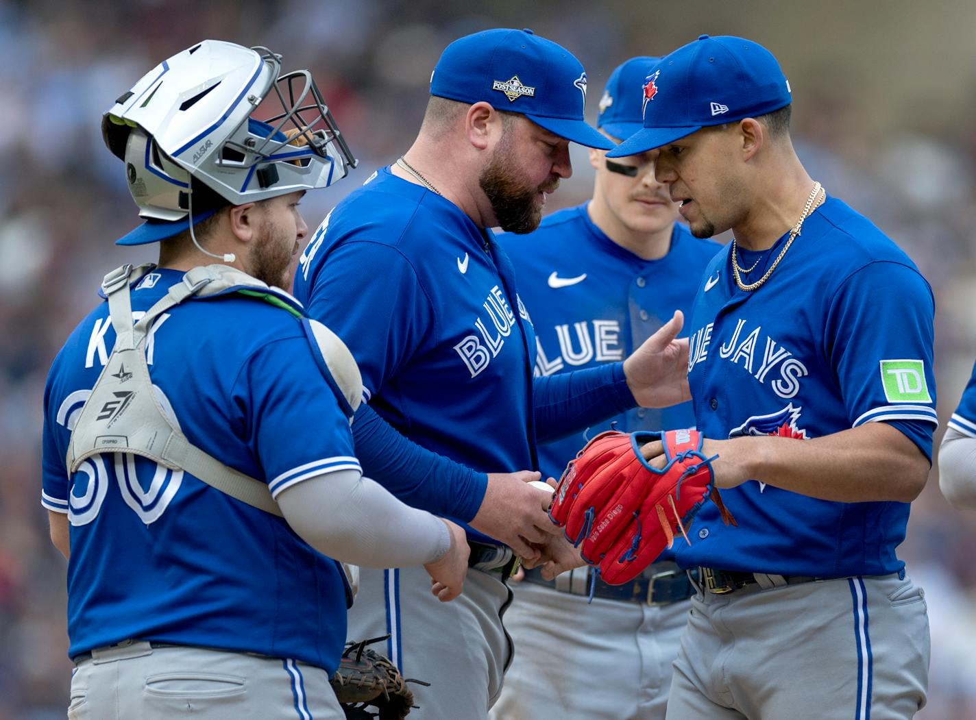 Toronto Blue Jays John Schneider pulls starting pitcher Jose Berrios after giving up a leadoff walk in the fourth inning during Game 2 of the Wild Card series, Wednesday, October 4, 2023, at Target Field in Minneapolis, Minn. ] CARLOS GONZALEZ • carlos.gonzalez@startribune.com