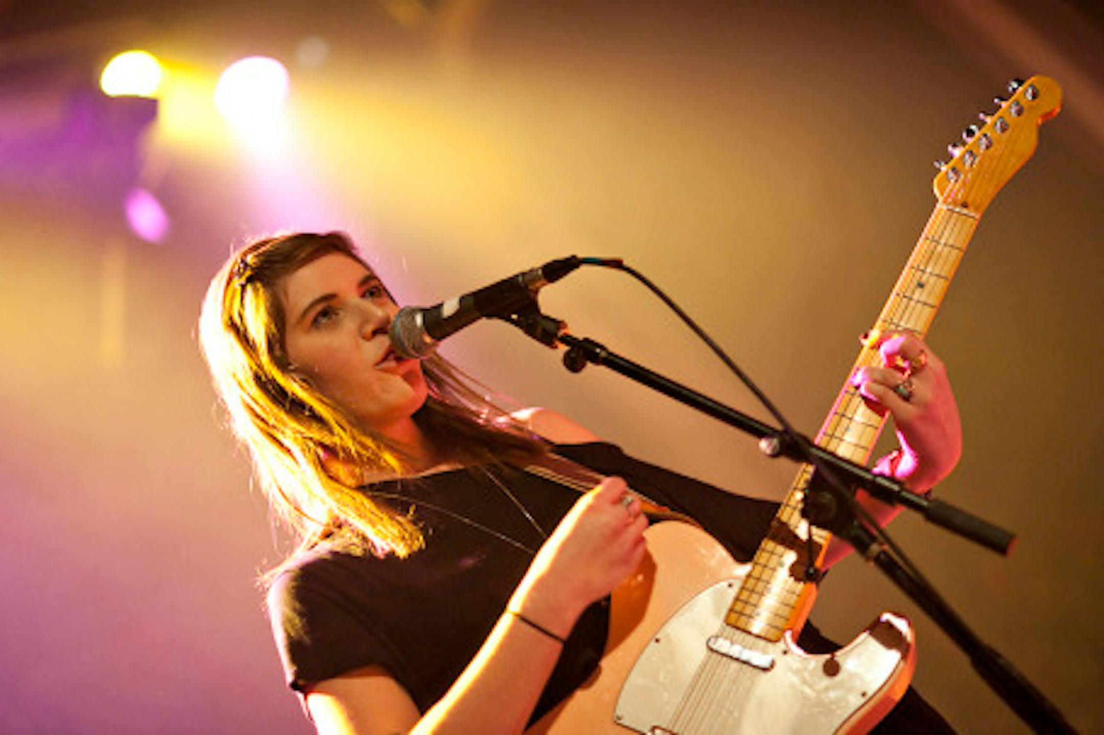 Best Coast frontwoman Bethany Cosentino / Photos by Leslie Plesser