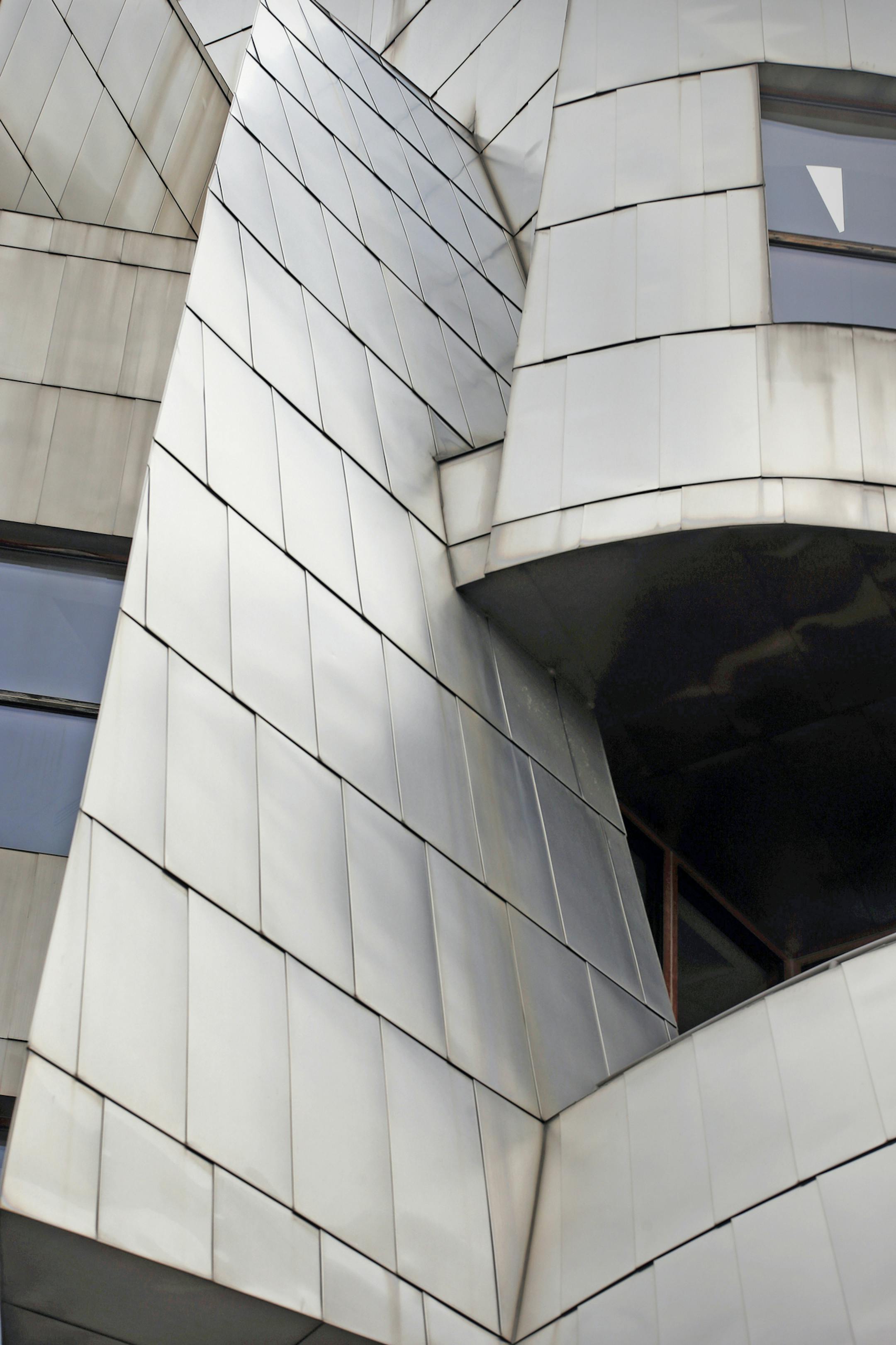 The Weisman Art Museum is known for its geometric forms. ORG XMIT: MIN1604031225037454