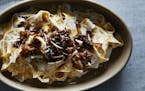 Pasta with yogurt and caramelized onions.
