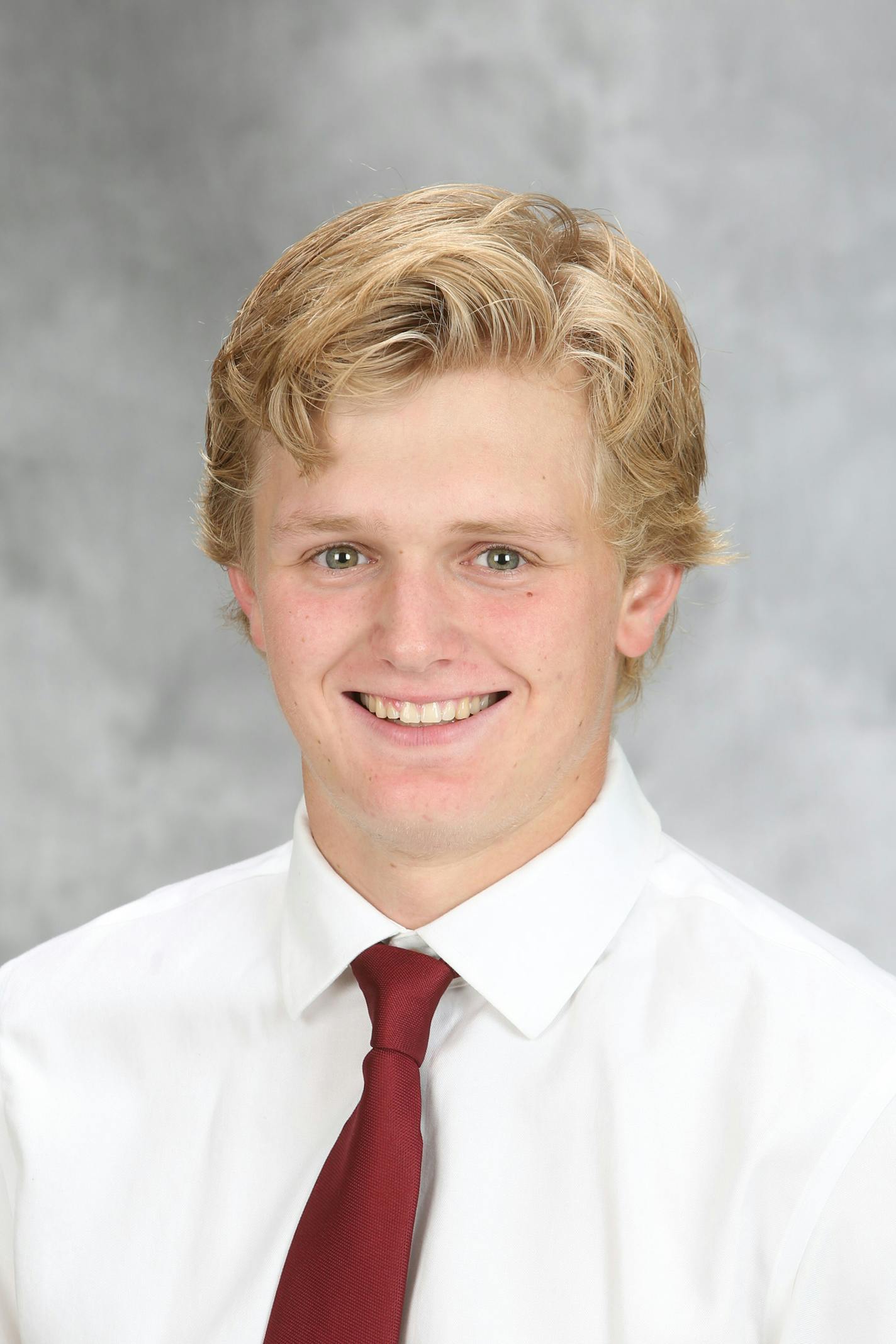 Casey Mittelstadt Gophers men's hockey 2017-18