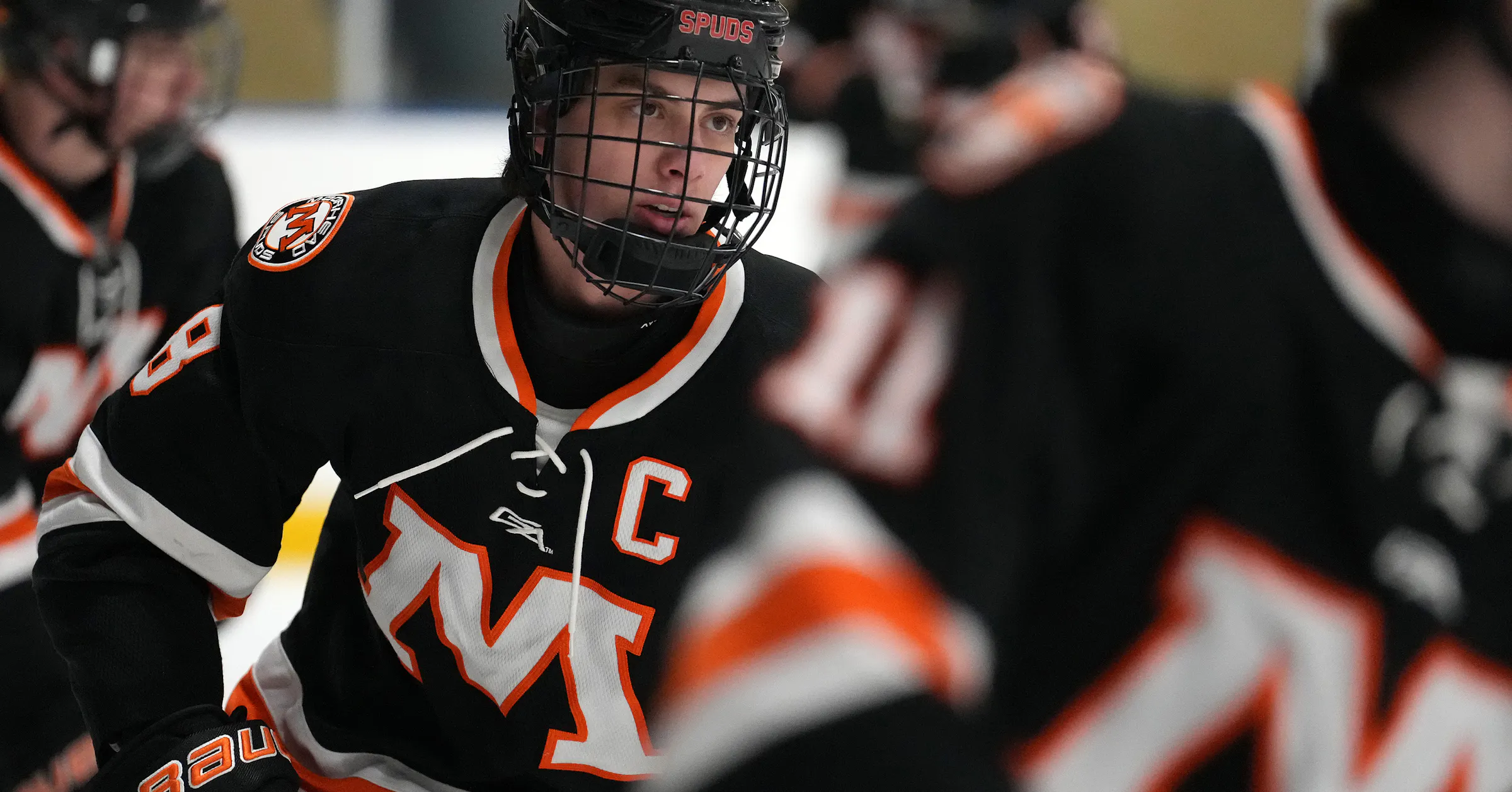 Wie der Vater, so der Sohn: Moorhead-Hockeyteam erfreut sich der zweiten ...