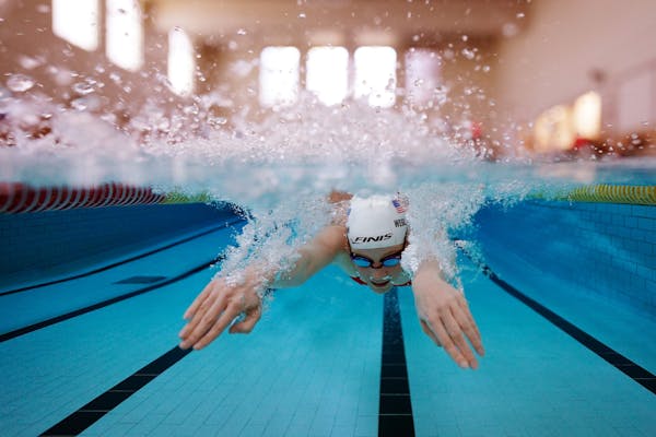 Paralympic swimmer Mallory Weggemann swam laps in a pool at the University of Minnesota. ] ANTHONY SOUFFLE • anthony.souffle@startribune.com
