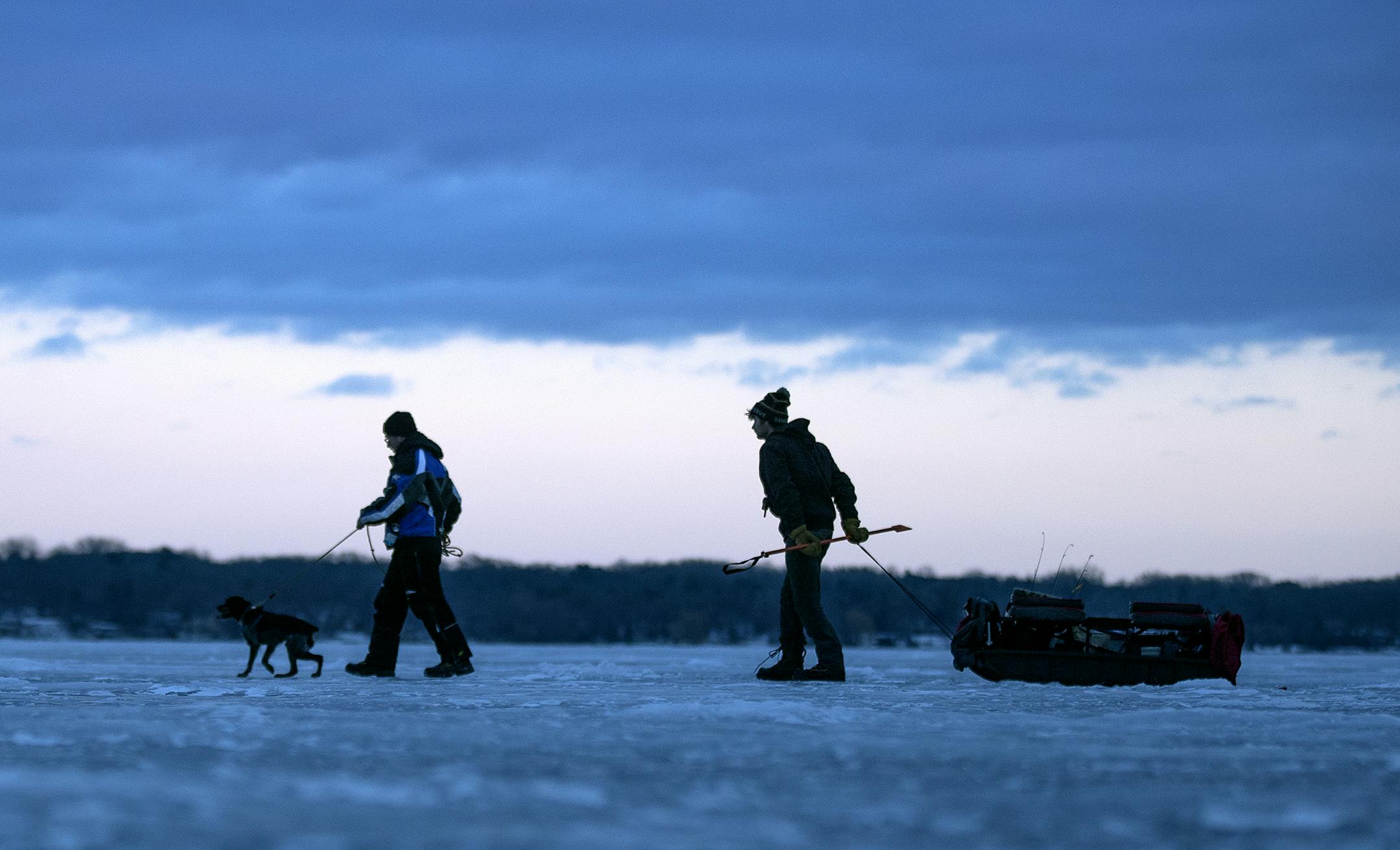 Ice fishing on White Bear Lake Wednesday December 28,2016 in White Bear, MN.] Jerry Holt / jerry. Holt@Startribune.com