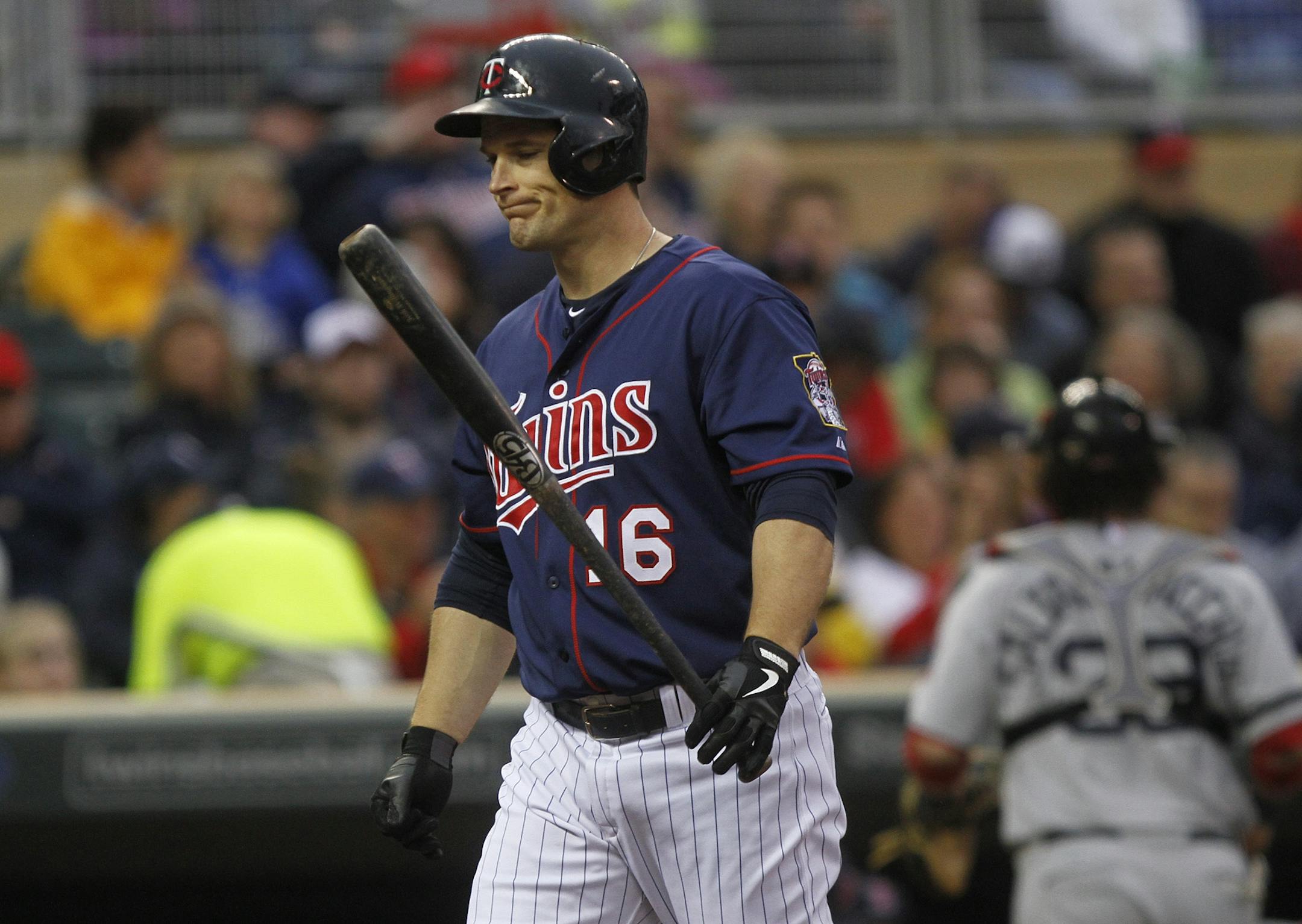 Twins left fielder Josh Willingham