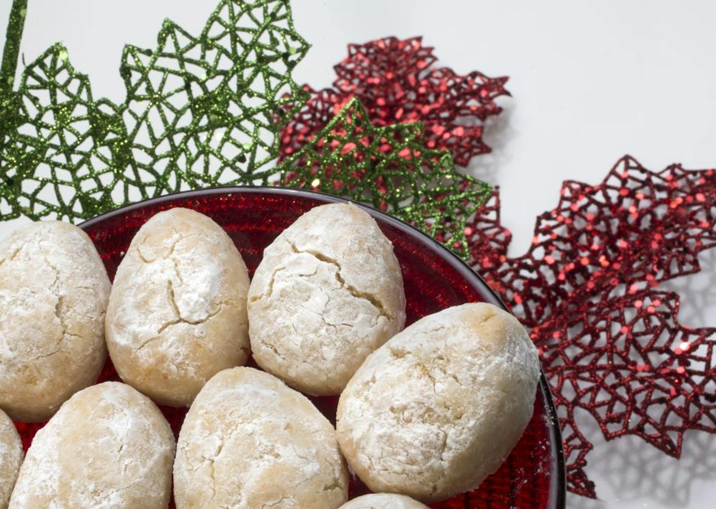 The 2014 Taste Holiday Cookie Contest winner is Italian Almond Cookies.