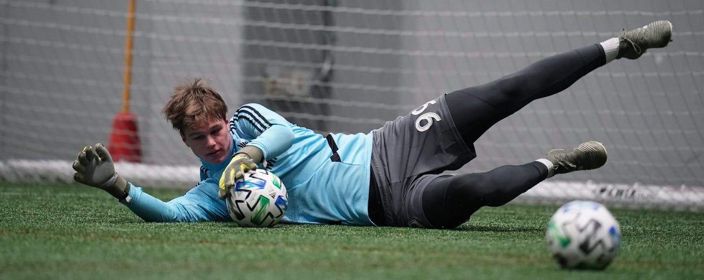 15-year-old goalie Fred Emmings, a 6-foot-6 sophomore at St. Paul Central, practiced with the Minnesota United on Friday, January 24, 2020 in Blaine. ] Shari L. Gross ¥ shari.gross@startribune.com Seeking art of three New Zealander players, portrait if possible, action otherwise. They are: Noah Billingsley (new draft pick), James Musa (acquired via trade) and veteran Michael Boxall. Also if possible: 15-year-old goalie Fred Emmings, a 6-foot-6 sophomore at St. Paul Central, for future feature.