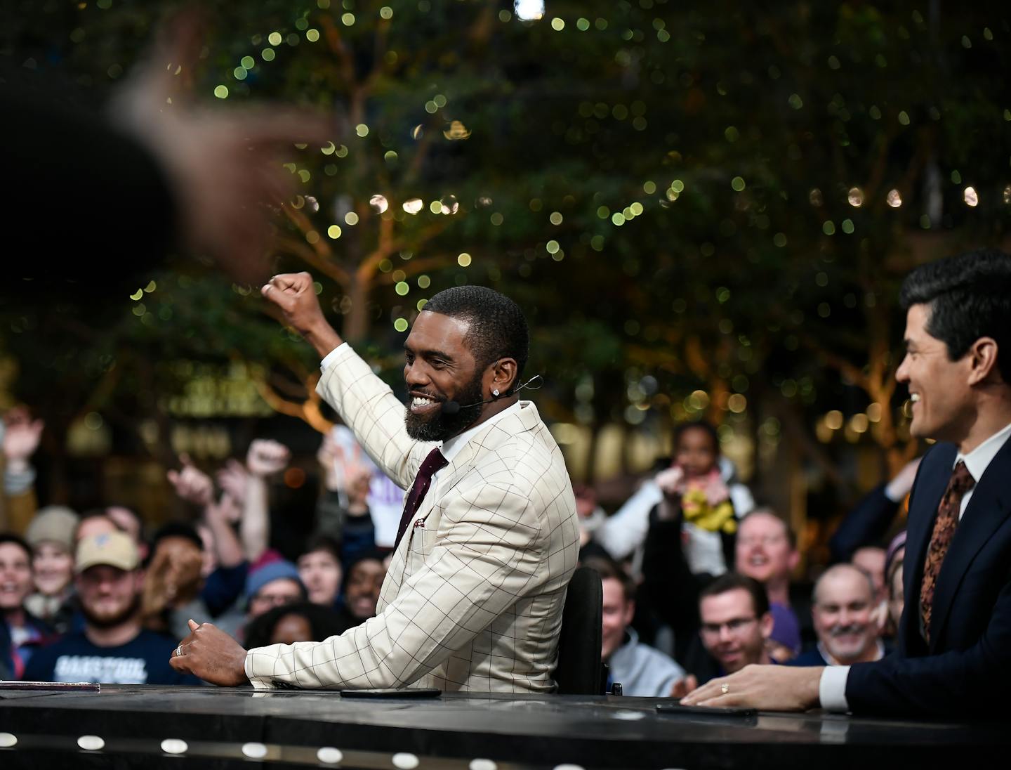 Former NFL wide receiver Randy Moss acknowledged fans during an appearance on SportsCenter last week ahead of Super Bowl LII. The broadcast was filmed in the IDS Center.