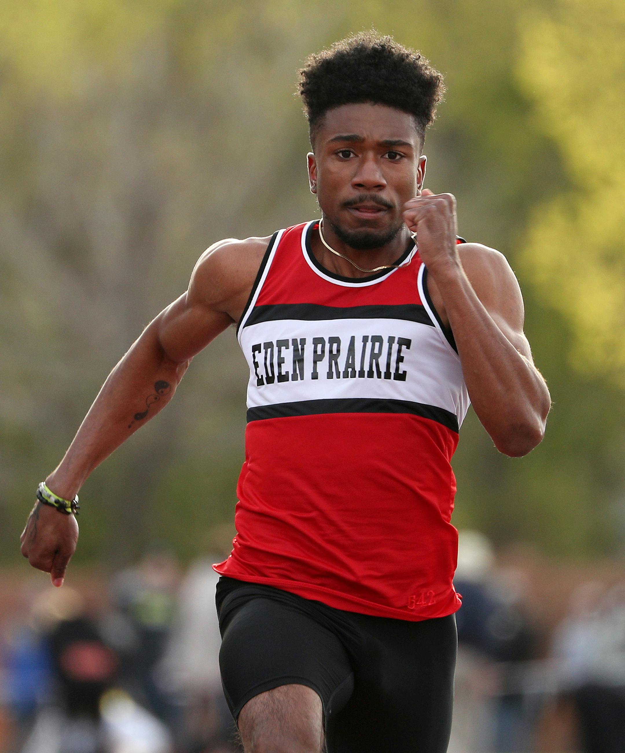 Denzel Brown of Eden Prairie competed in the boy's 100 meter dash Friday. ] ANTHONY SOUFFLE ï anthony.souffle@startribune.com Individuals competed during the Hamline Elite Track Meet Friday, April 28, 2017 at the Klas Center in St. Paul, Minn.
