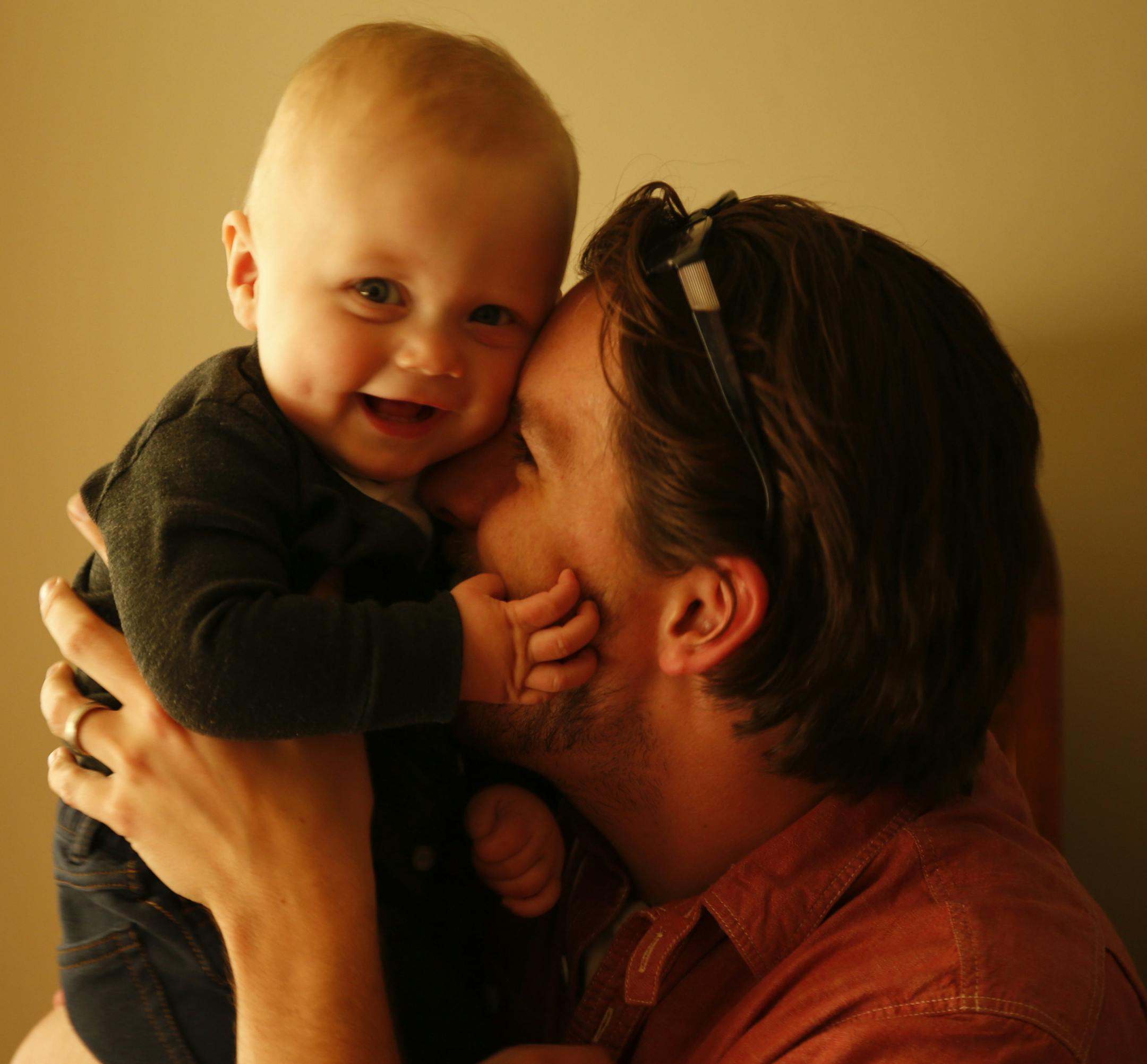 Nate Knox with his son, Titus. ] JEFF WHEELER • jeff.wheeler@startribune.com Nate Knox and his son, Titus, photographed at their Burnsville home Thursday evening, May 22, 2014.