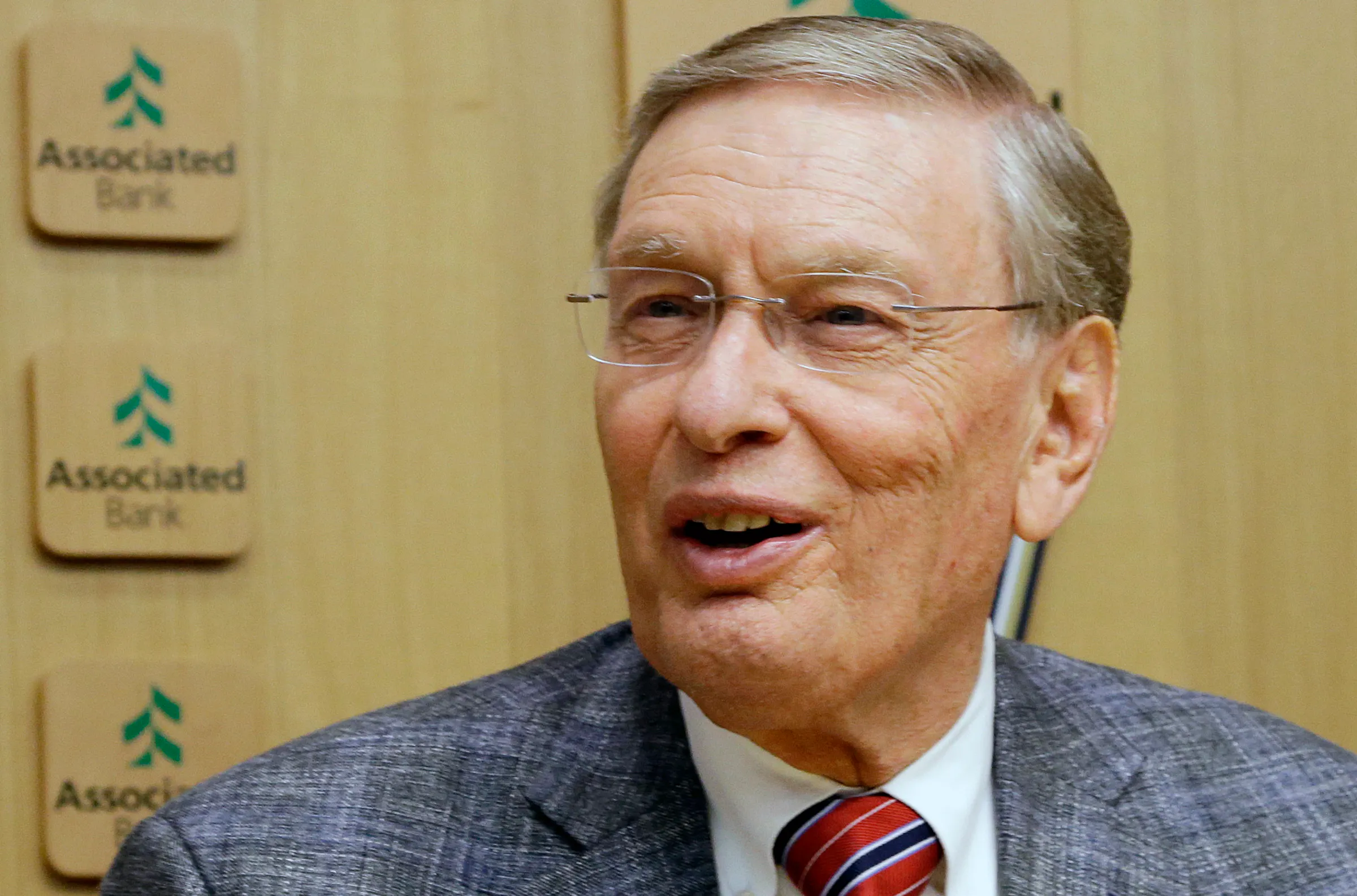 Reusse: Twins fans might owe Bud Selig thanks as Brewers return to World Series