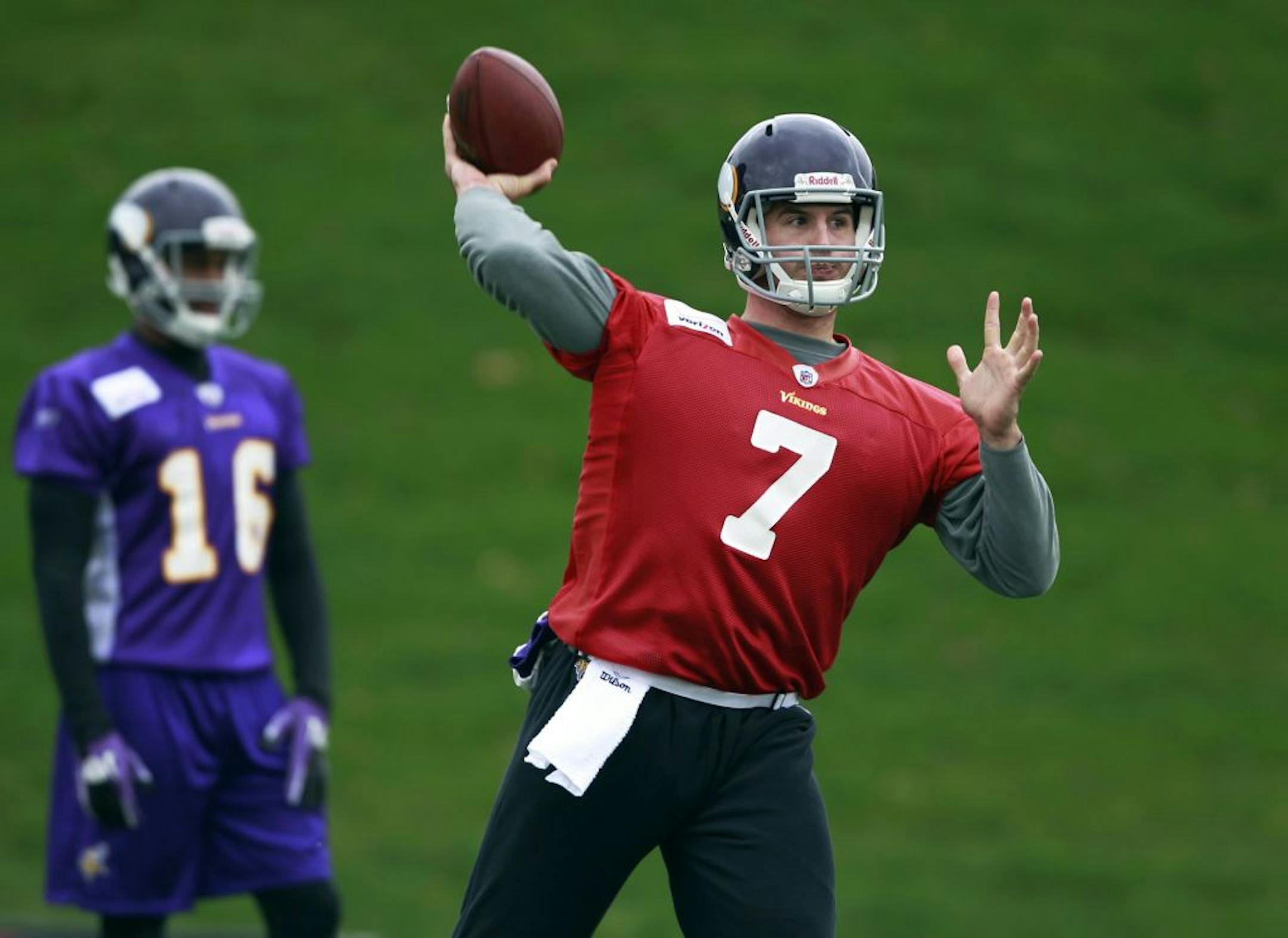 Vikings coach Leslie Frazier said new starter Christian Ponder "gives us the best chance to win."