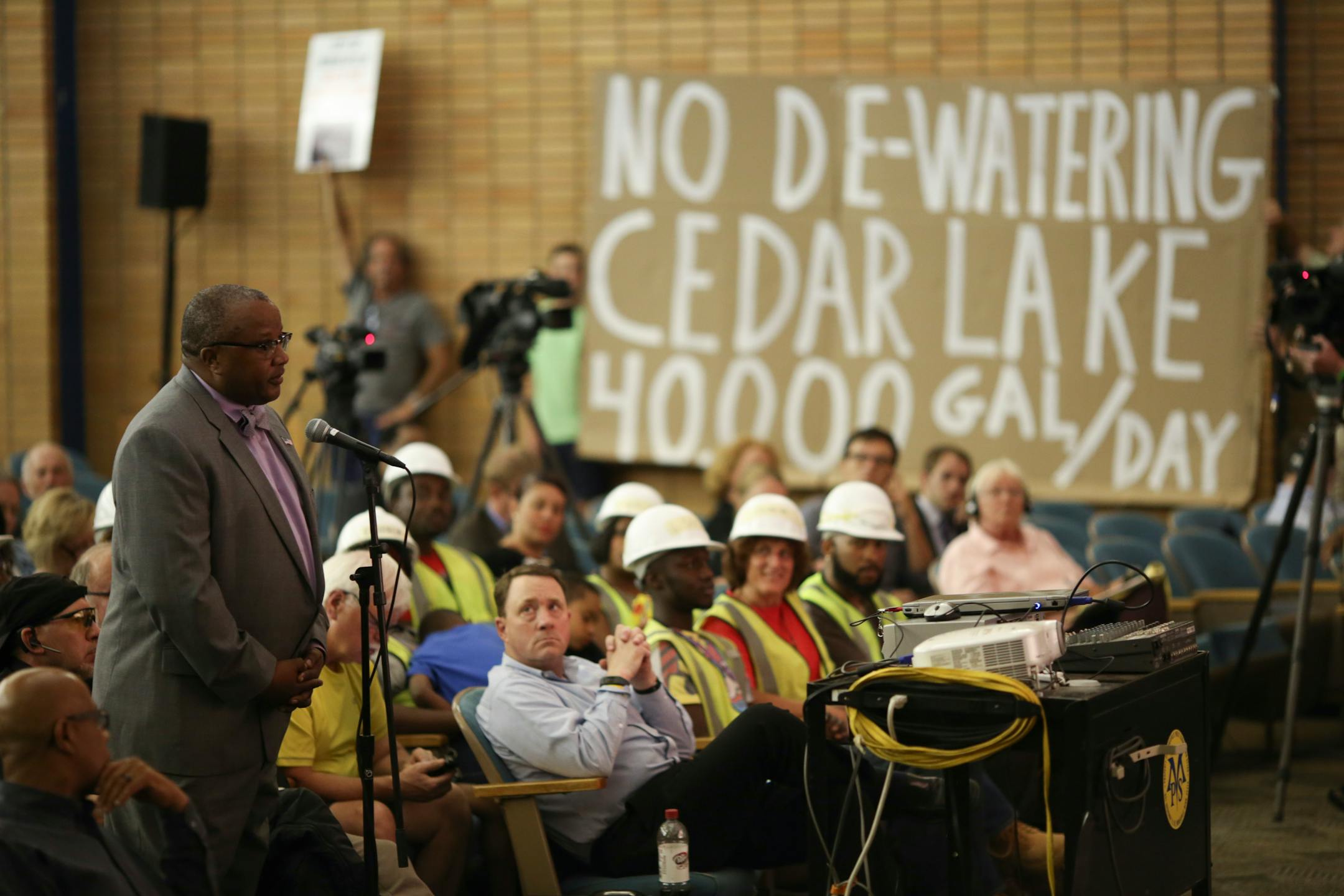 Louis King, President and CEO of Summit Academy OIC offered comment at the community meeting to discuss the Southwest Light Rail project Tuesday night at Anwatin Middle School in Minneapolis. ] JEFF WHEELER • jeff.wheeler@startribune.com A community meeting was held at Anwatin Middle School Tuesday night, July 8, 2014 to discuss the Southwest Light Rail project.