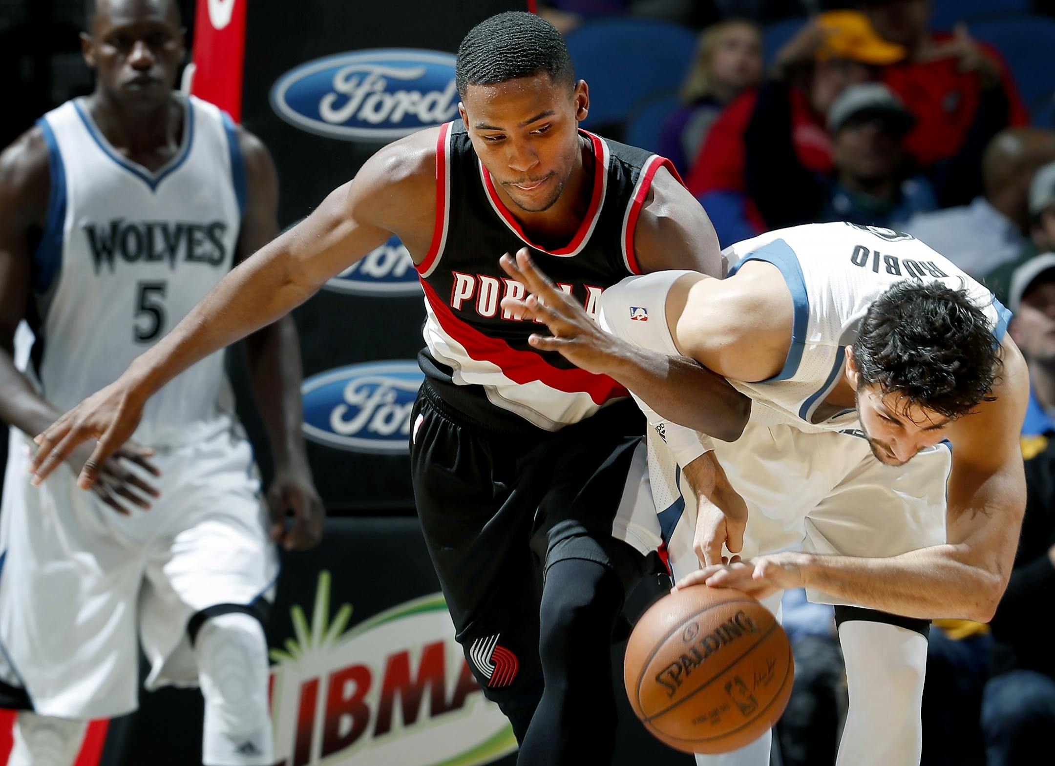 Ricky Rubio (9) was fouled by Maurice Harkless (4) in the third quarter.