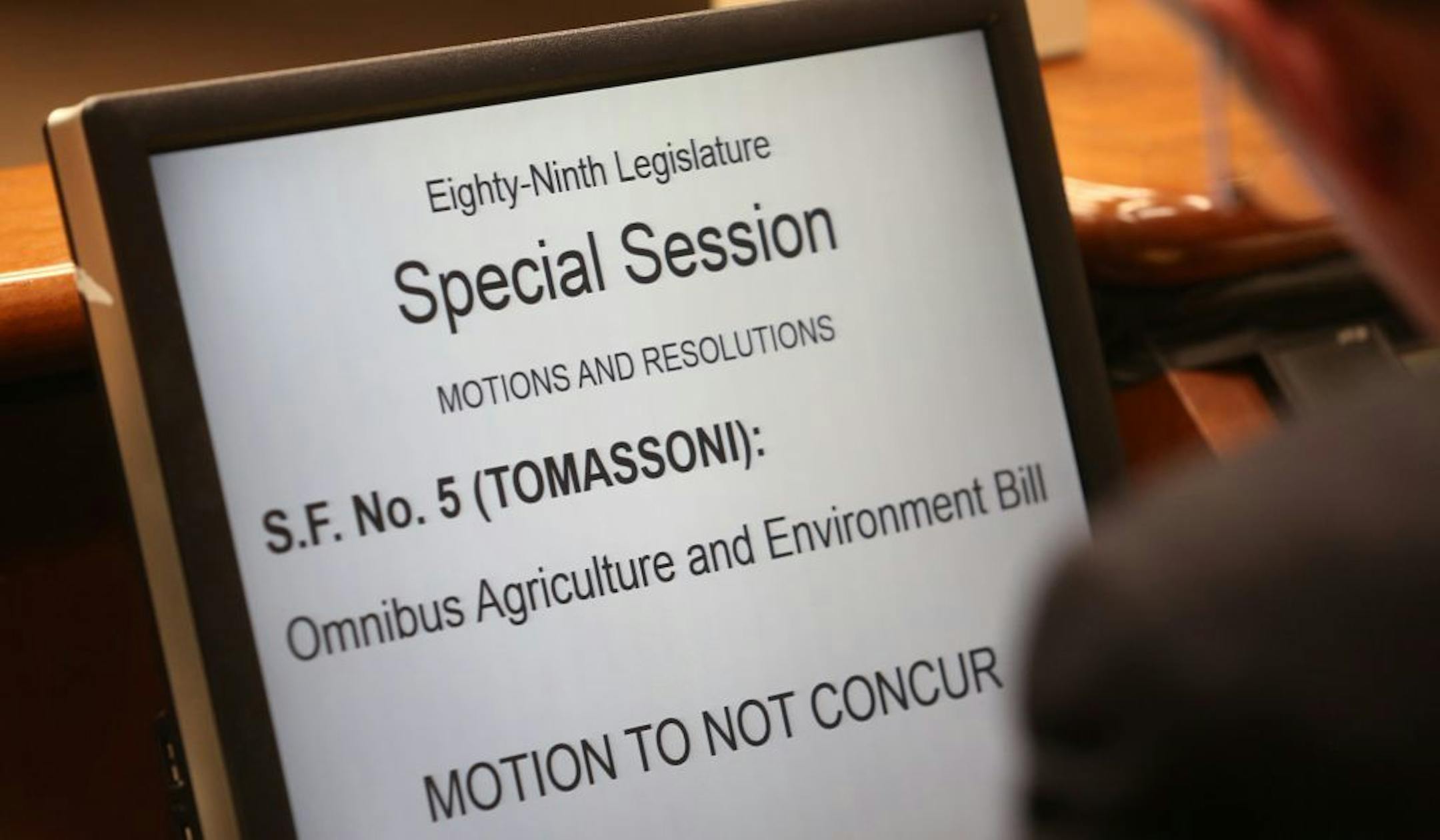 Minnesota senate started the voting on the agriculture and environment bill that wound up passing in its original form.